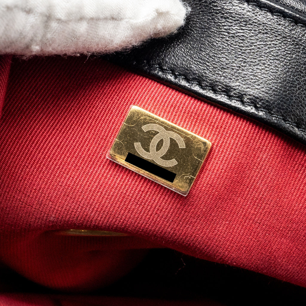 chanel-small-19-bag-lambskin-black-multicolour-hardware-microchip-5