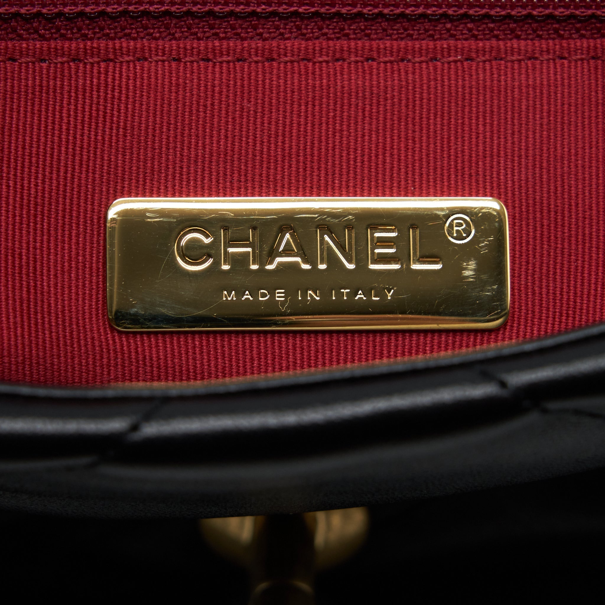 chanel-19-small-bag-lambskin-black-multicolour-hardware