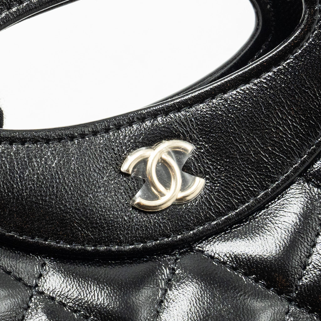 chanel-mini-31-clutch-with-chain-shiny-calfskin-black-lghw-1