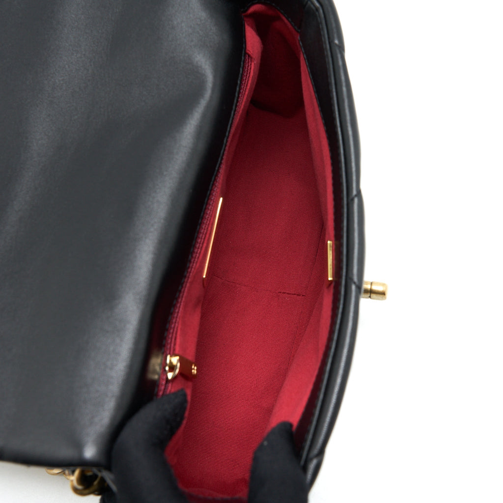 chanel-19-small-bag-lambskin-black-multicolour-hardware