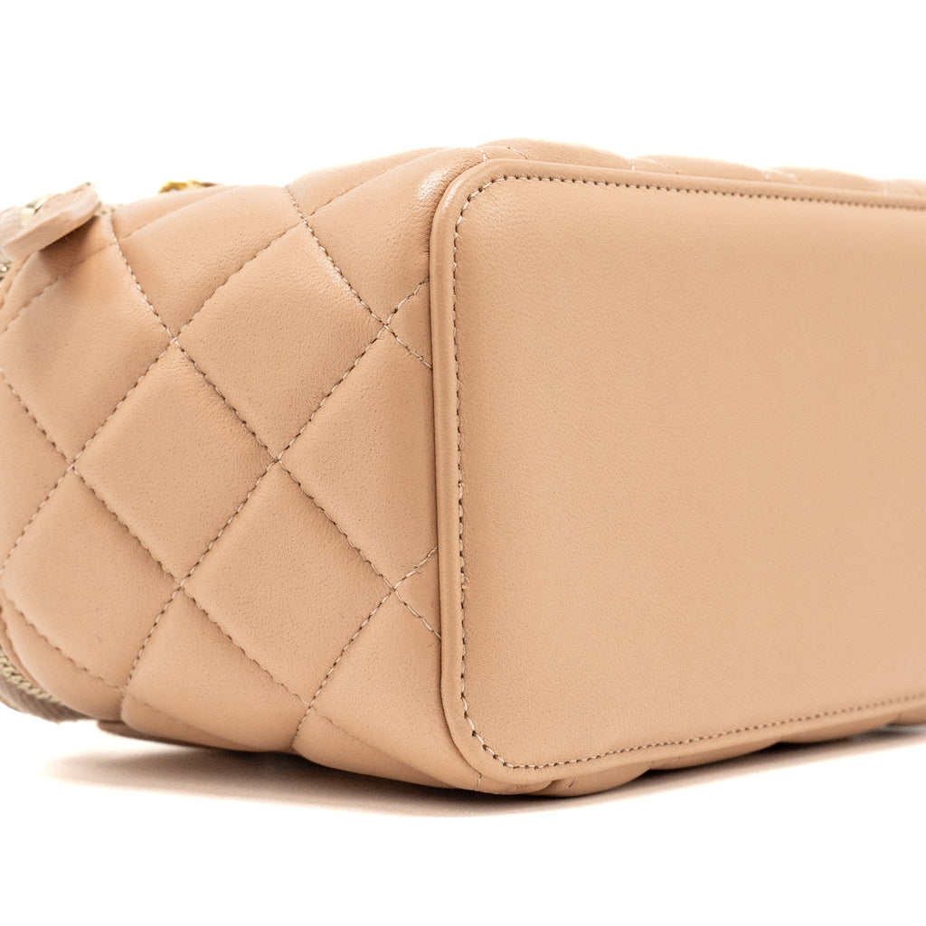 chanel-top-handle-long-vanity-with-chain-lambskin-beige-brushed-ghw