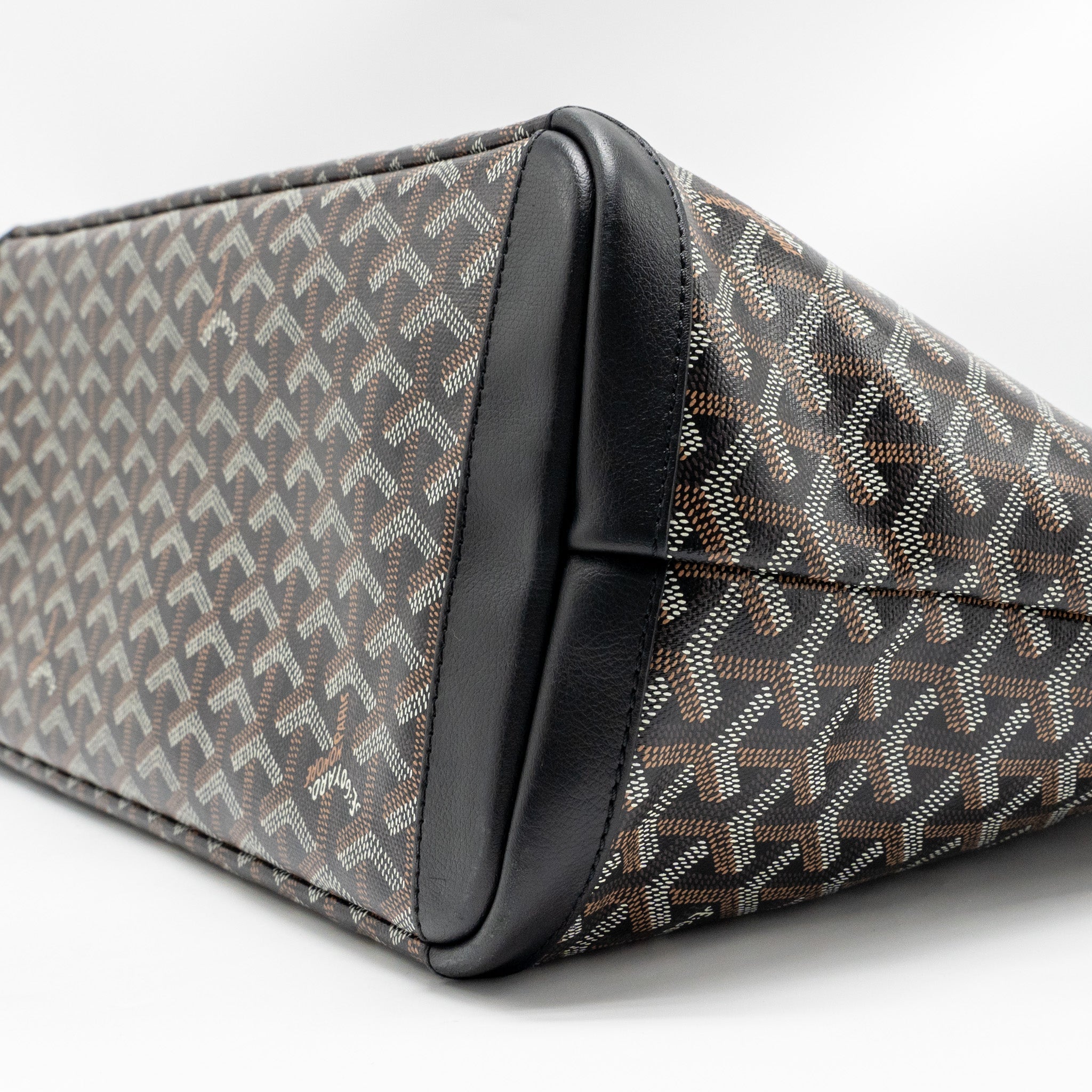 goyard-artois-bag-pm-goyardine-canvas-chevroches-calfskin-black-shw