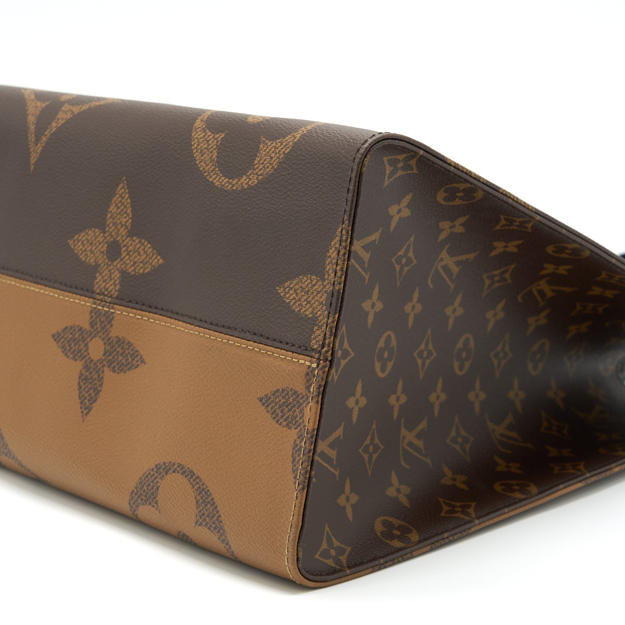 louis-vuitton-on-the-go-monogram-reverse-canvas-gm-ghw