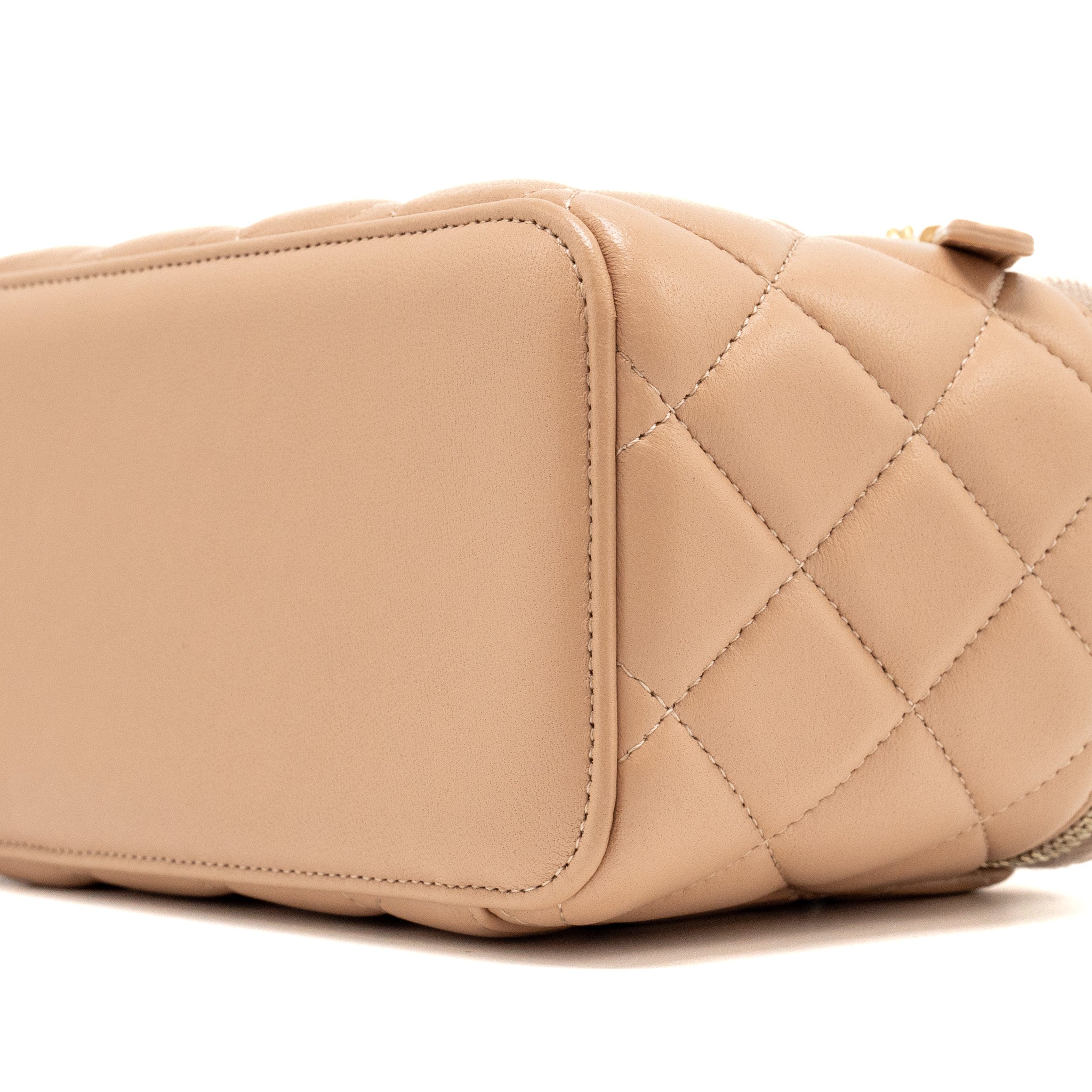 chanel-top-handle-long-vanity-with-chain-lambskin-beige-brushed-ghw