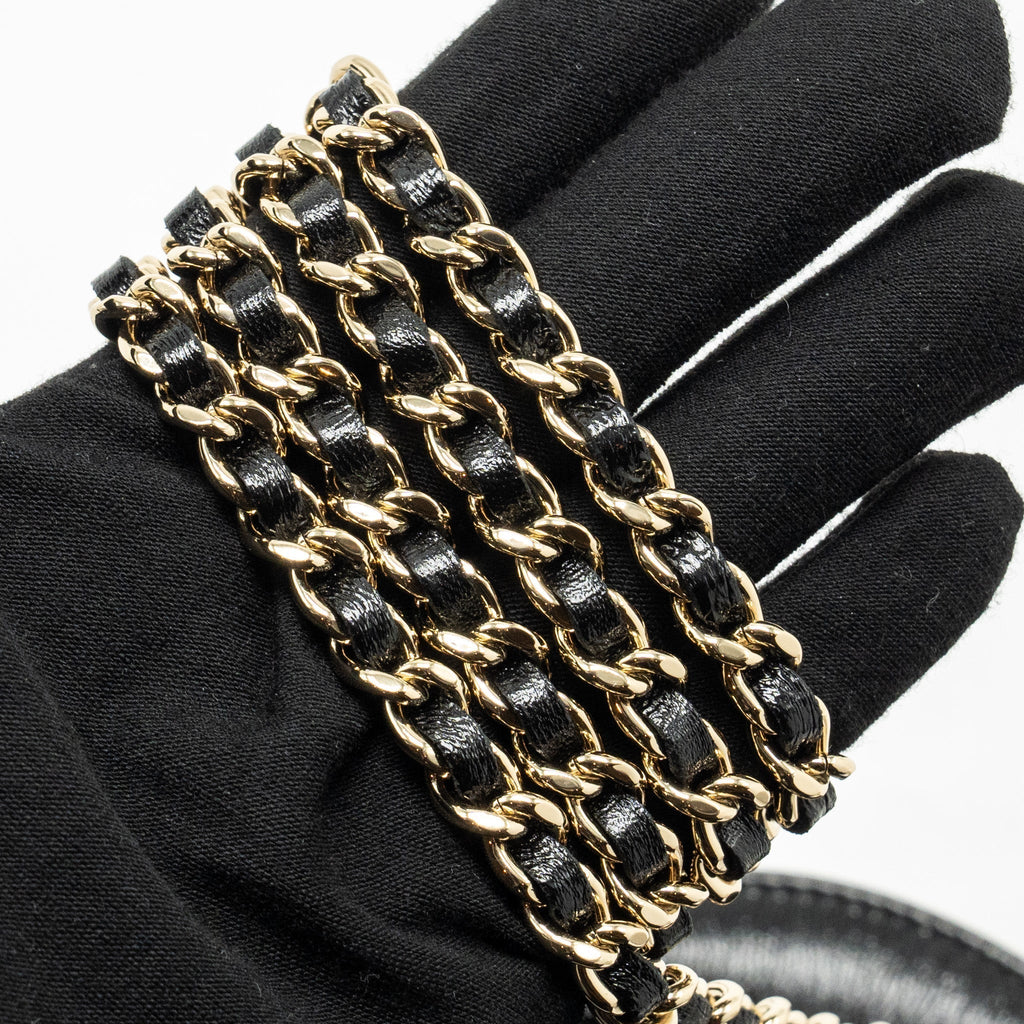 chanel-mini-31-clutch-with-chain-shiny-calfskin-black-lghw-1