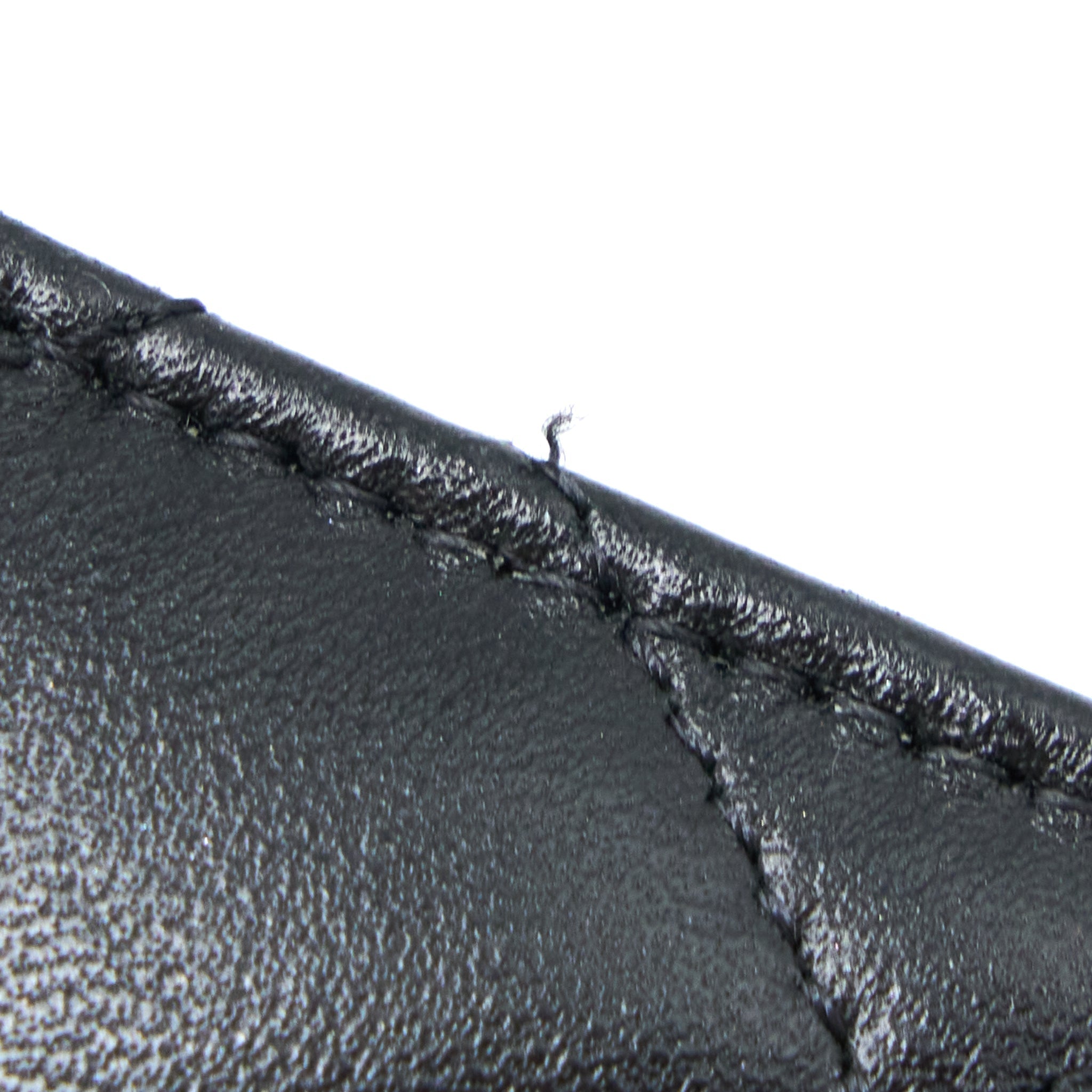 chanel-ribbon-wallet-on-chain-lambskin-black-lghw-microchip-1