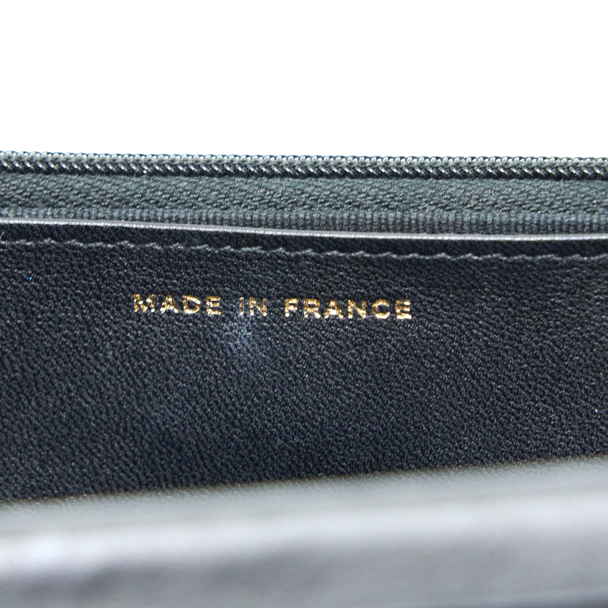 chanel-ribbon-wallet-on-chain-lambskin-black-lghw-microchip-1