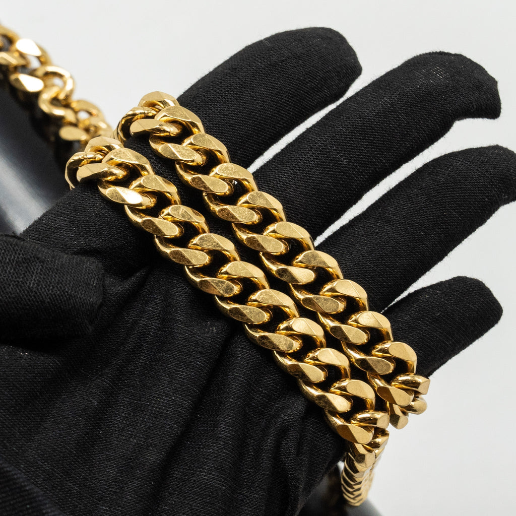 celine-triomphe-chain-shoulder-bag-shiny-calfskin-black-ghw