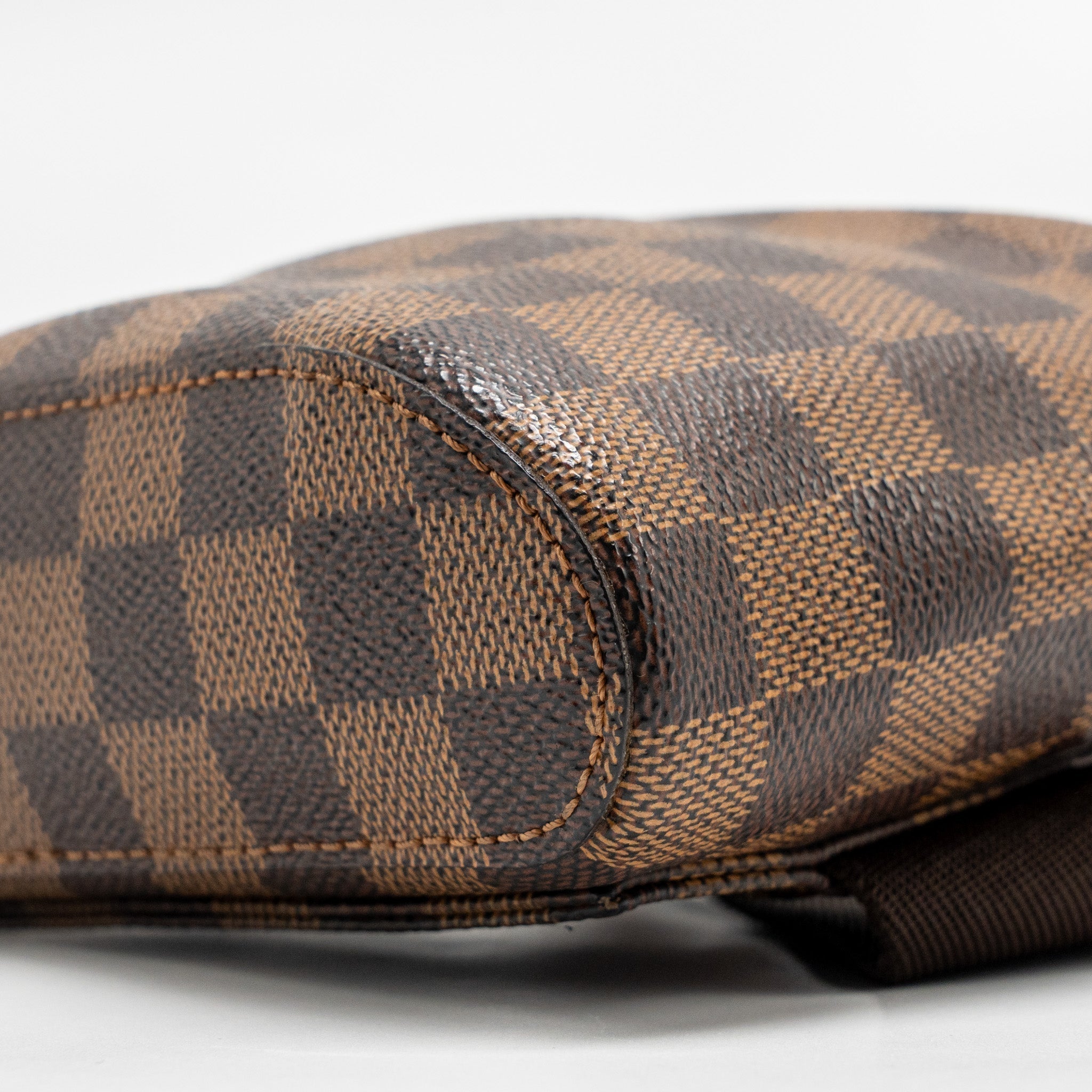 louis-vuitton-geronimos-belt-bag-damier-canvas-ghw