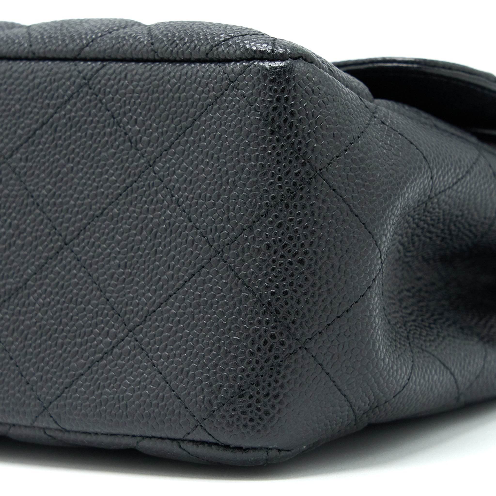 chanel-classic-jumbo-flap-bag-caviar-black-ghw-1