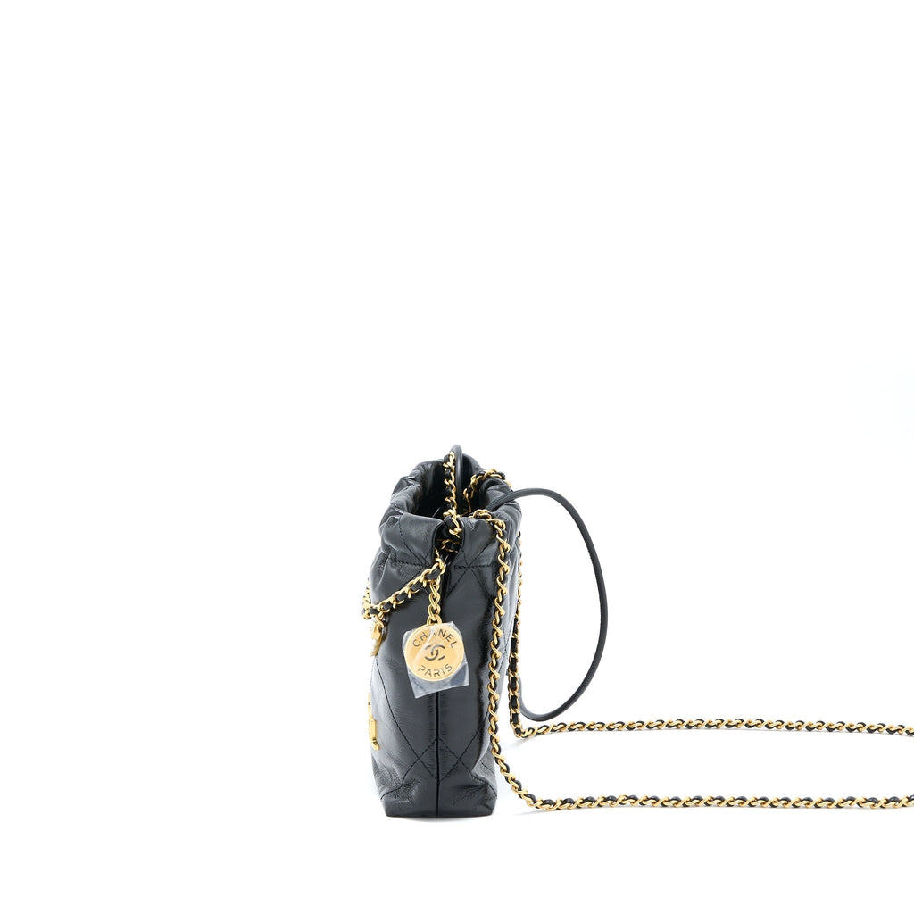 chanel-23s-mini-22-bag-with-pearl-shiny-calfskin-black-ghw-microchip-1