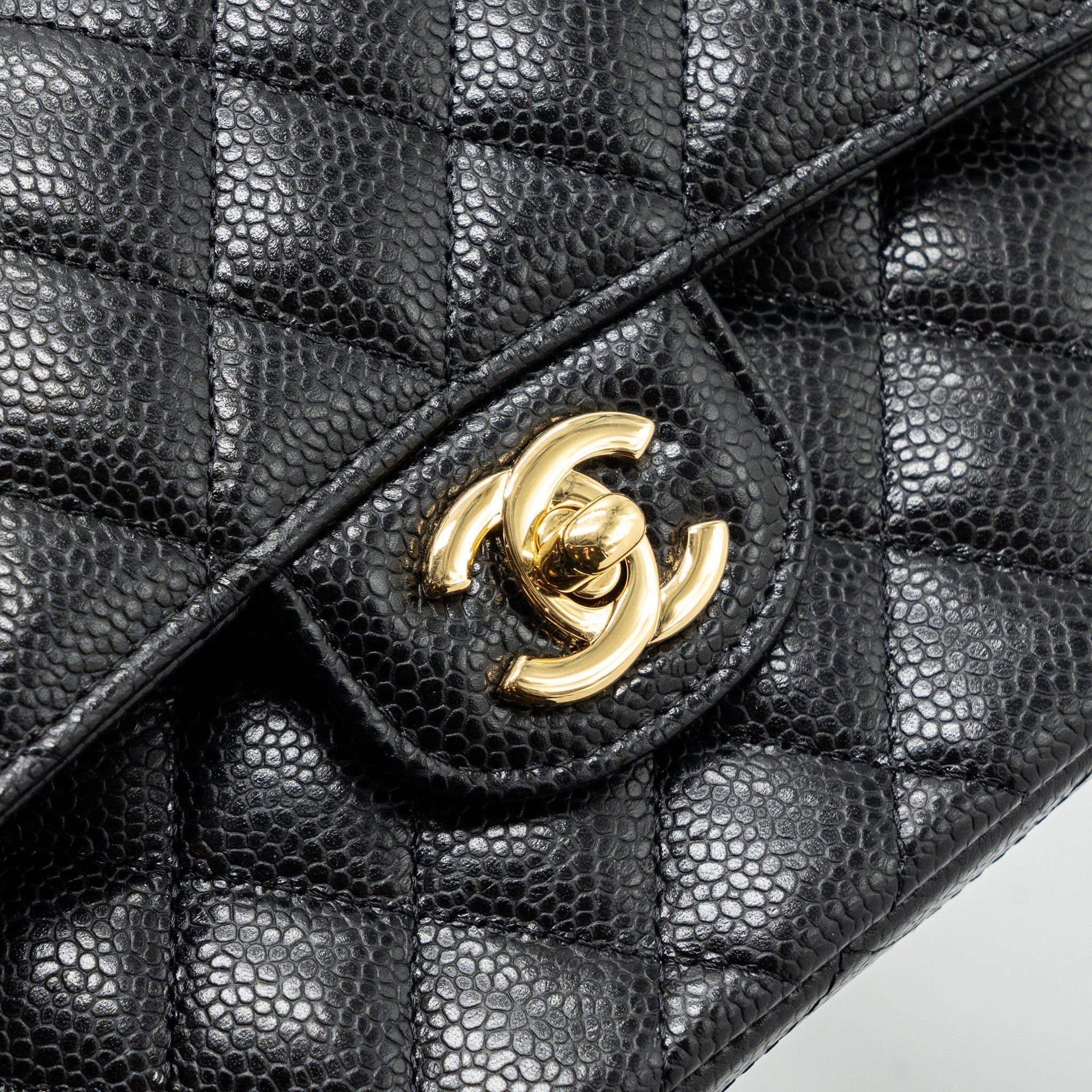 chanel-small-classic-double-flap-bag-caviar-black-ghwmicrochip
