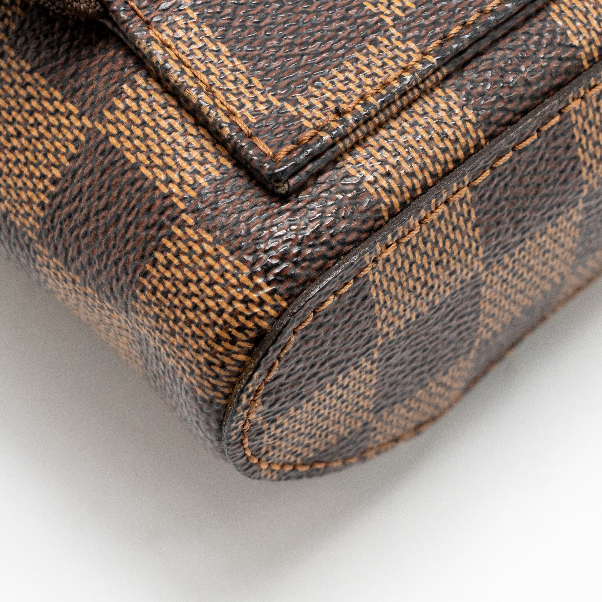 louis-vuitton-geronimos-belt-bag-damier-canvas-ghw