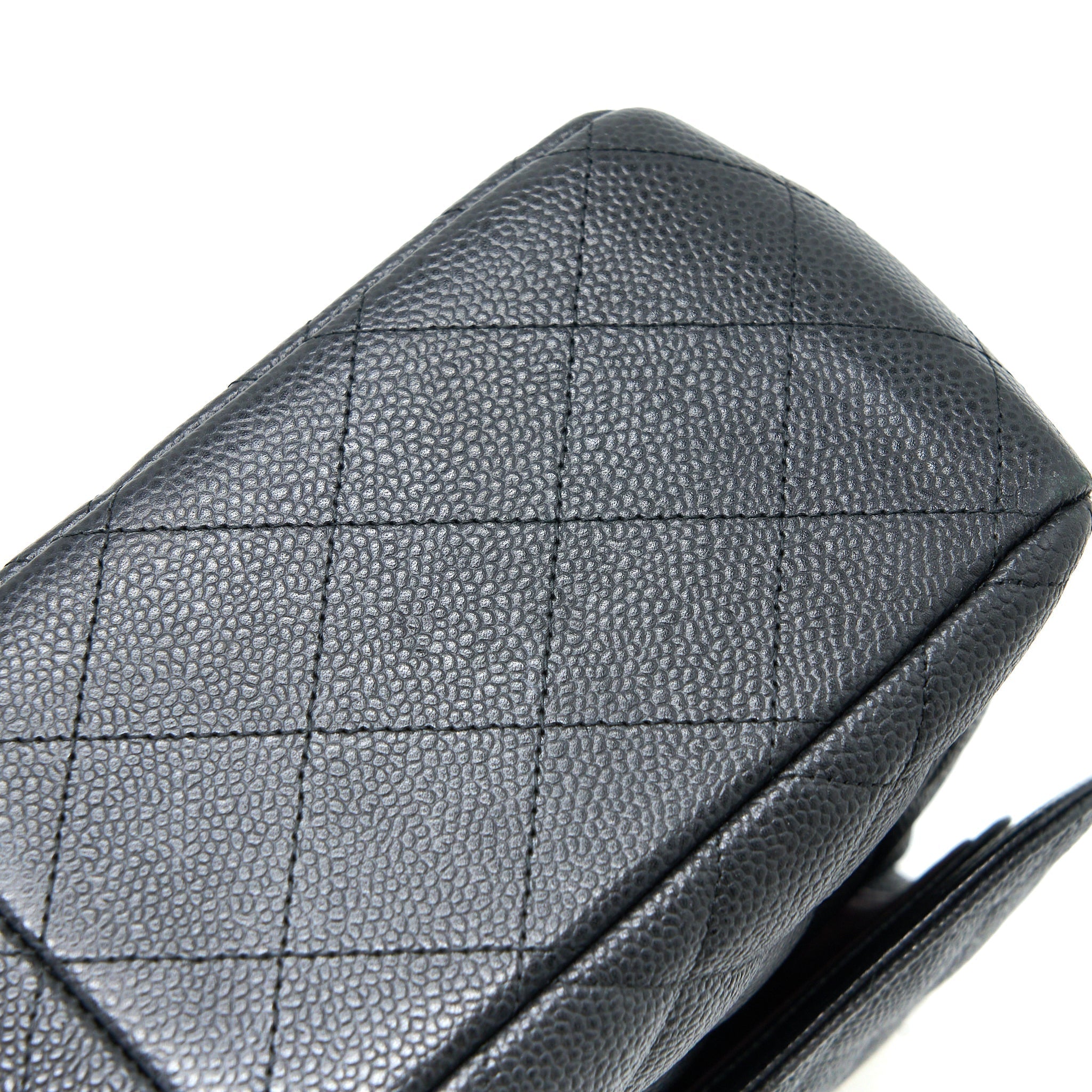 chanel-classic-jumbo-flap-bag-caviar-black-ghw-1