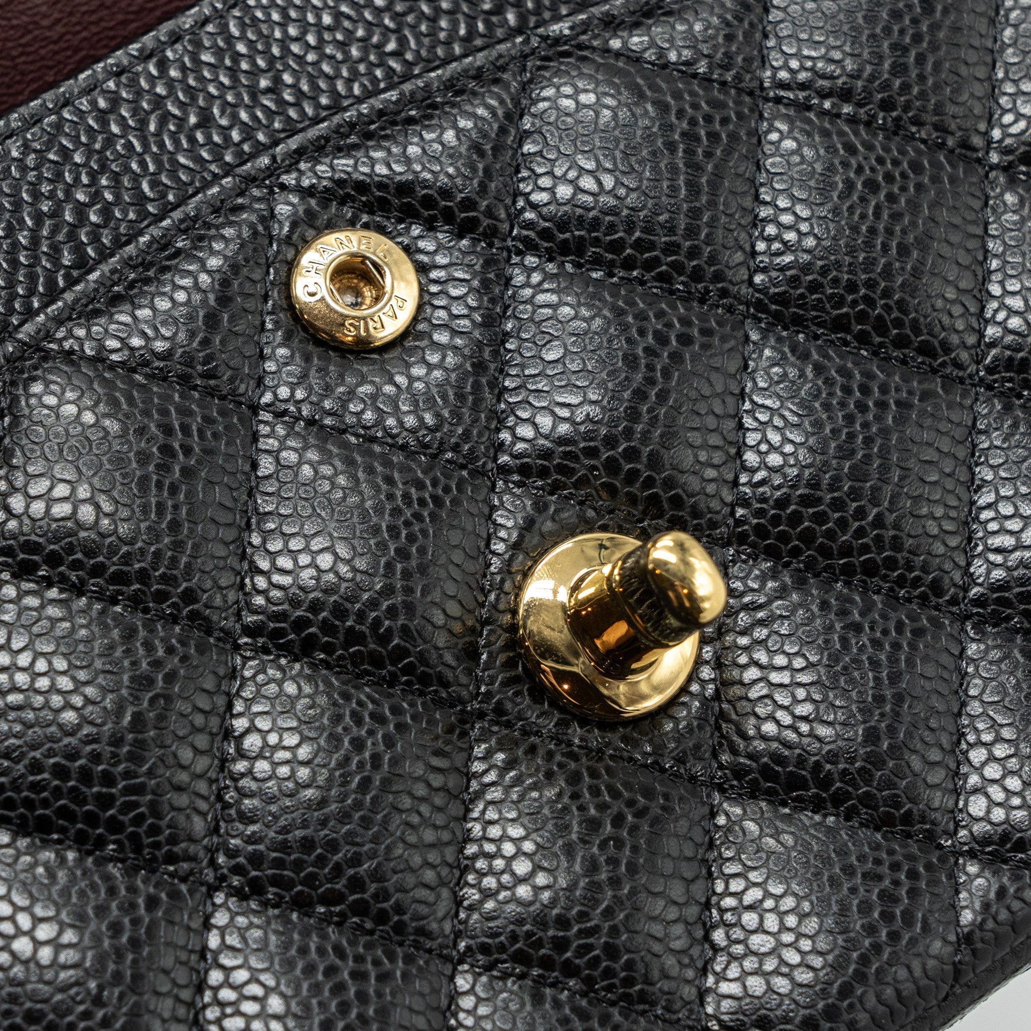 chanel-small-classic-double-flap-bag-caviar-black-ghwmicrochip