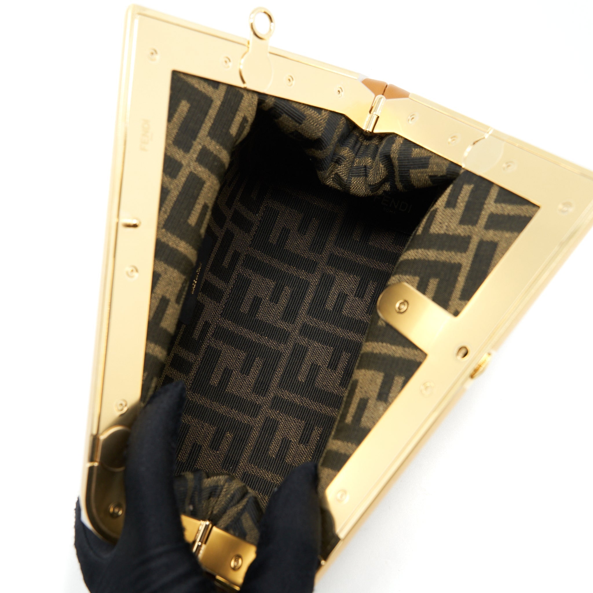fendi-first-small-pouch-lambskin-caramel-ghw