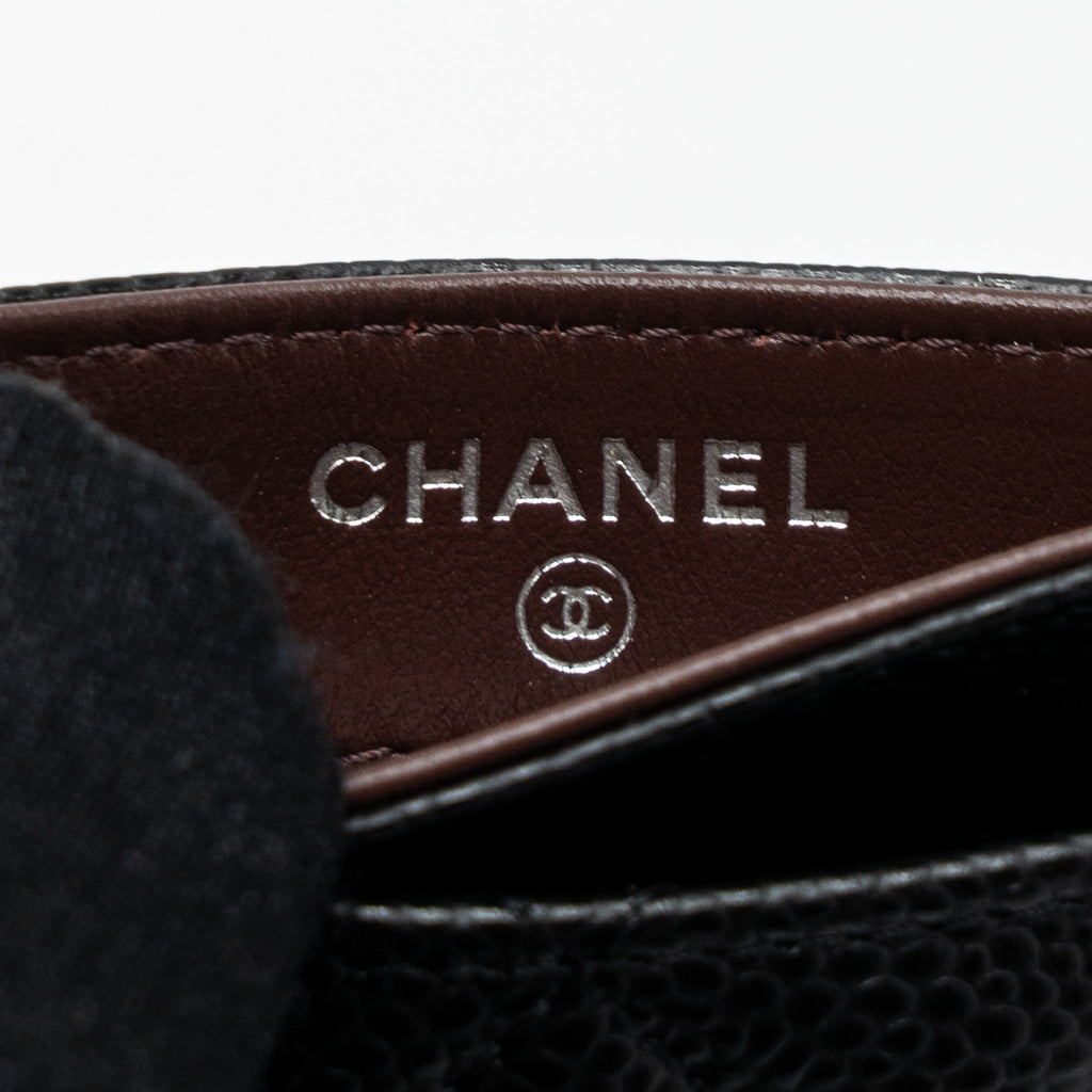 chanel-classic-card-holder-caviar-black-shw-2