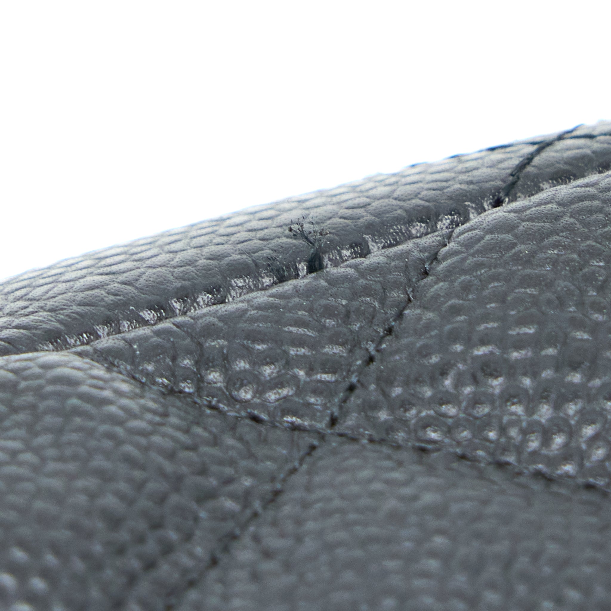 chanel-classic-jumbo-flap-bag-caviar-black-ghw-1