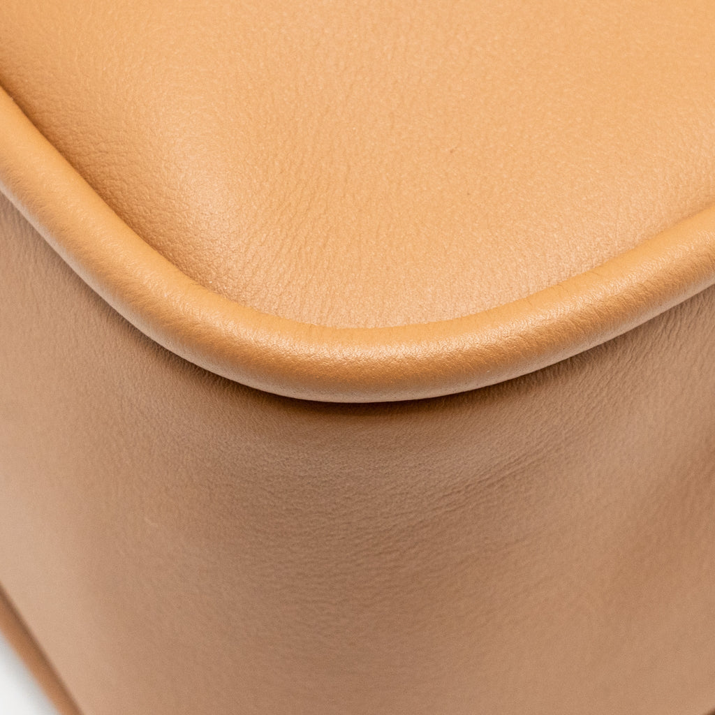 prada-darling-handbag-calfskin-caramel-ghw