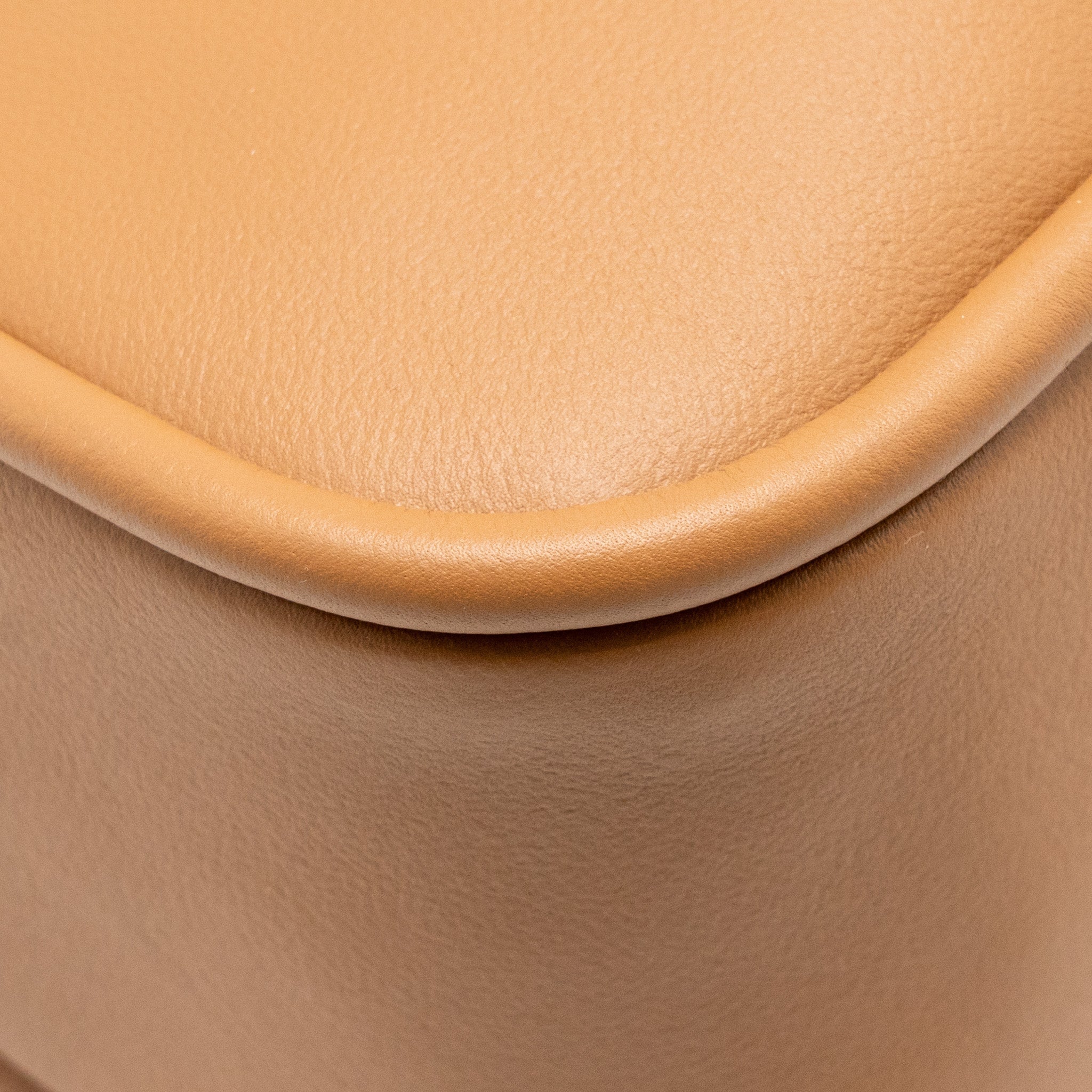 prada-darling-handbag-calfskin-caramel-ghw