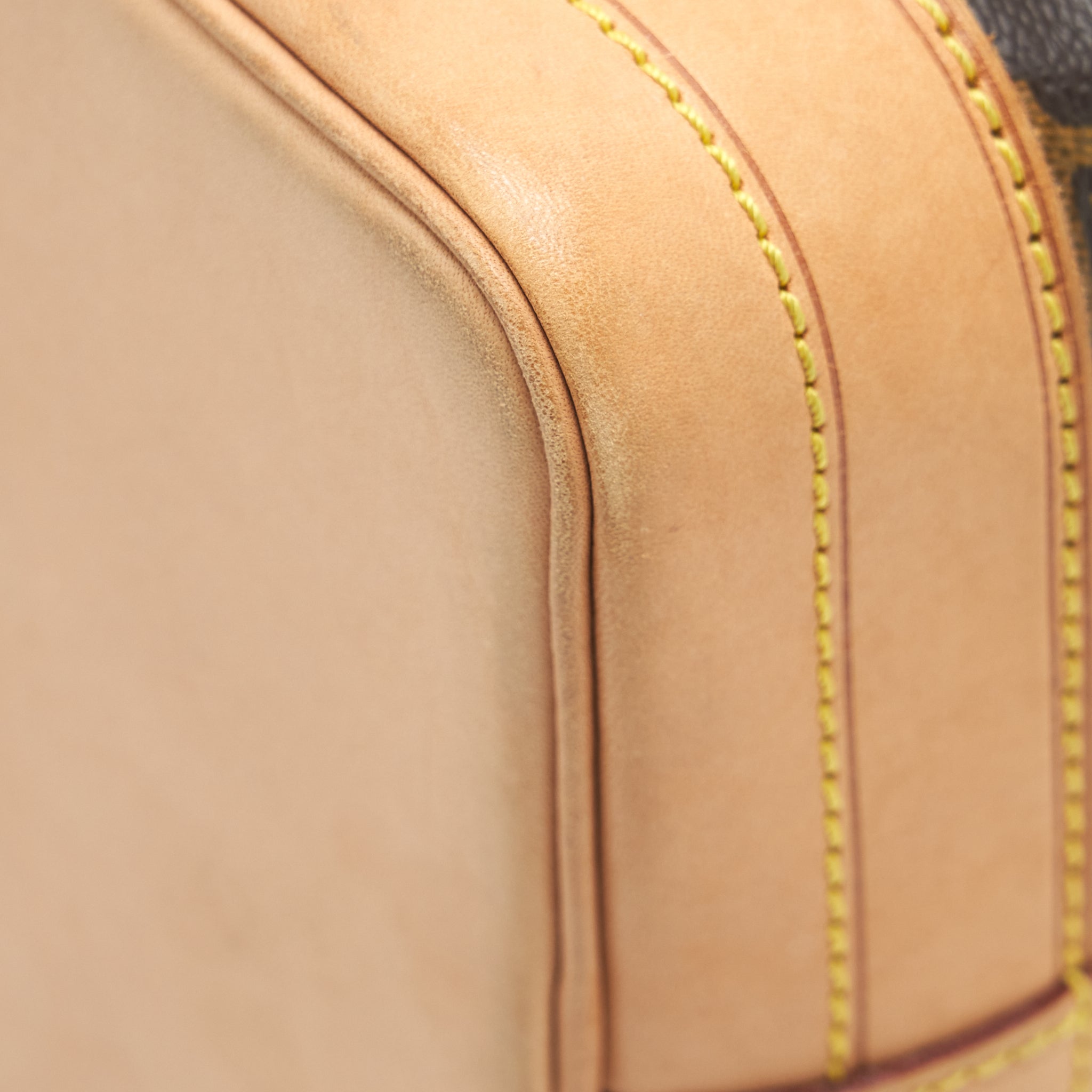 louis-vuitton-neo-noe-gm-monogram-canvas-year-2011