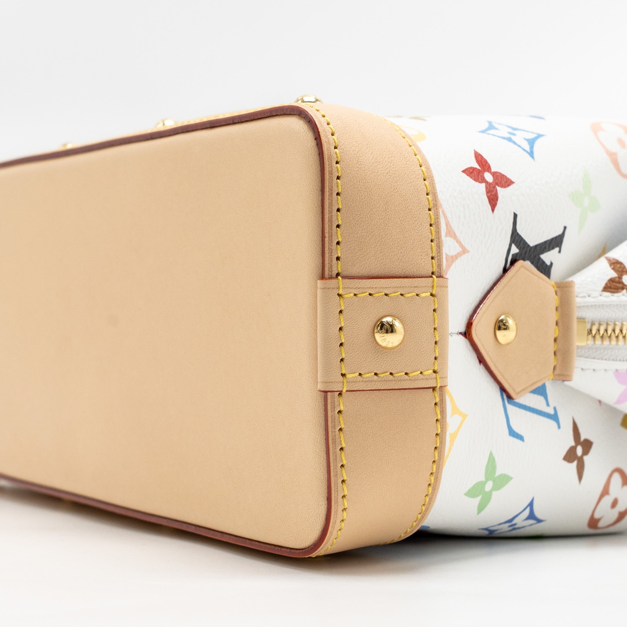 louis-vuitton-x-takashi-murakami-cosmetic-pouch-multicoloured-monogram-canvas-white-ghw