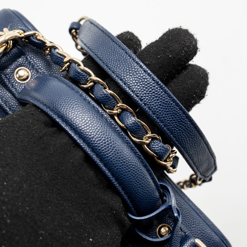 chanel-blue-case