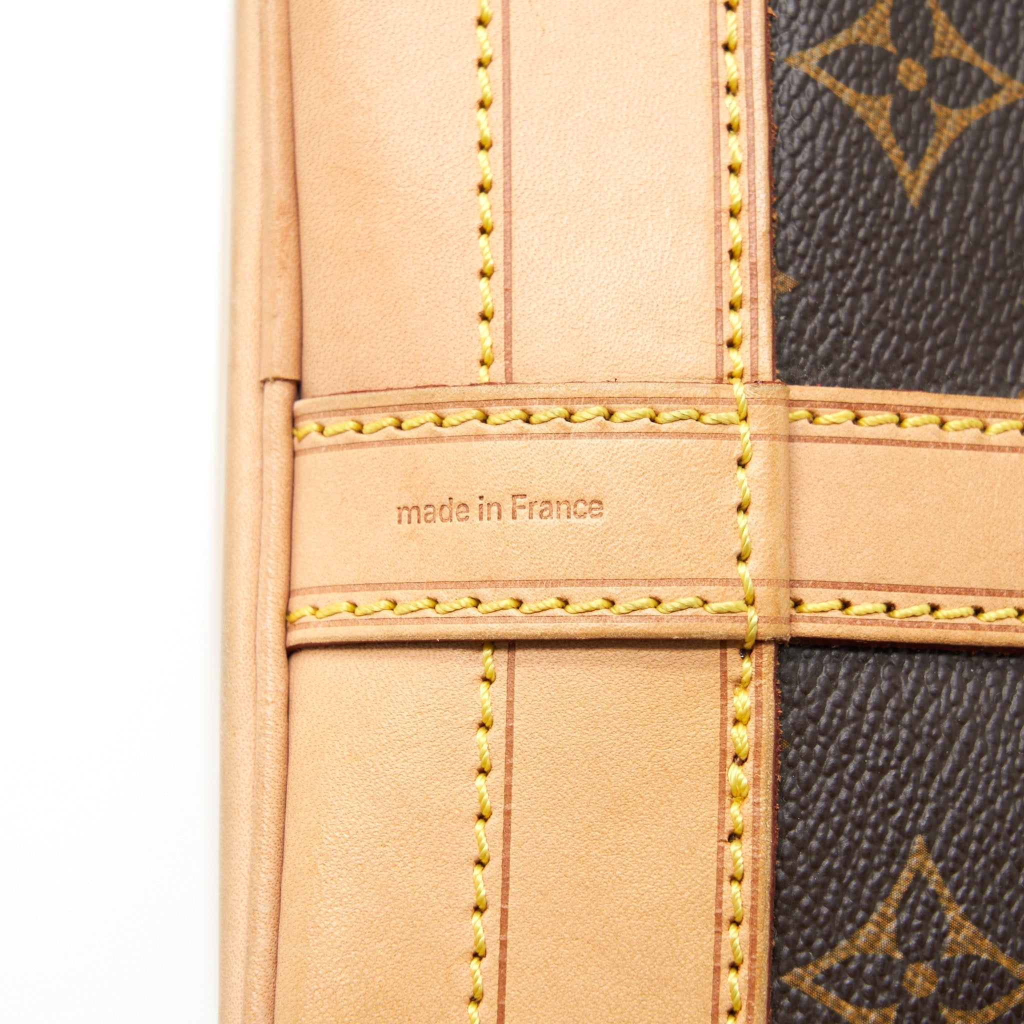 louis-vuitton-neo-noe-gm-monogram-canvas-year-2011
