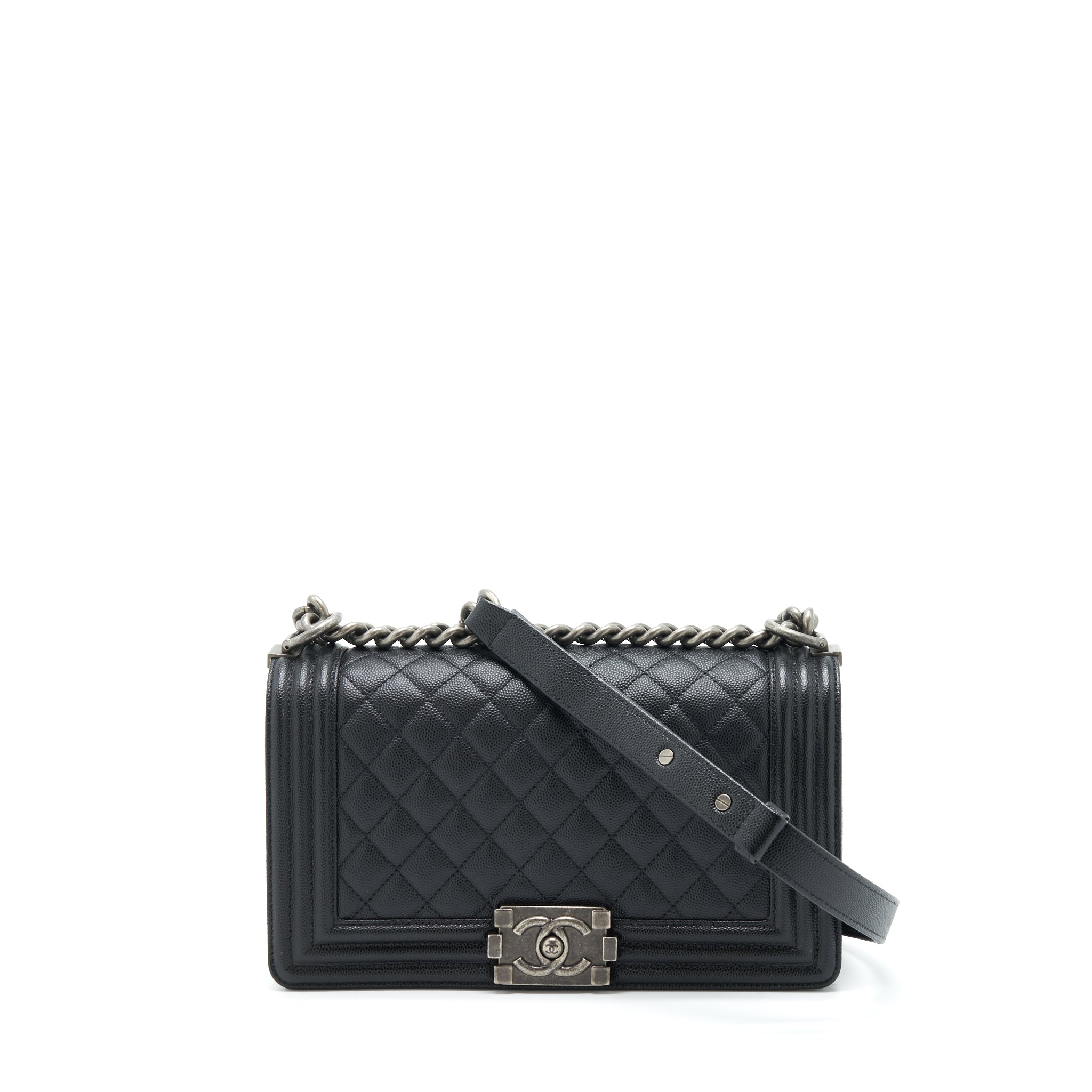 chanel-medium-boy-bag-caviar-black-with-ruthenium-hardware