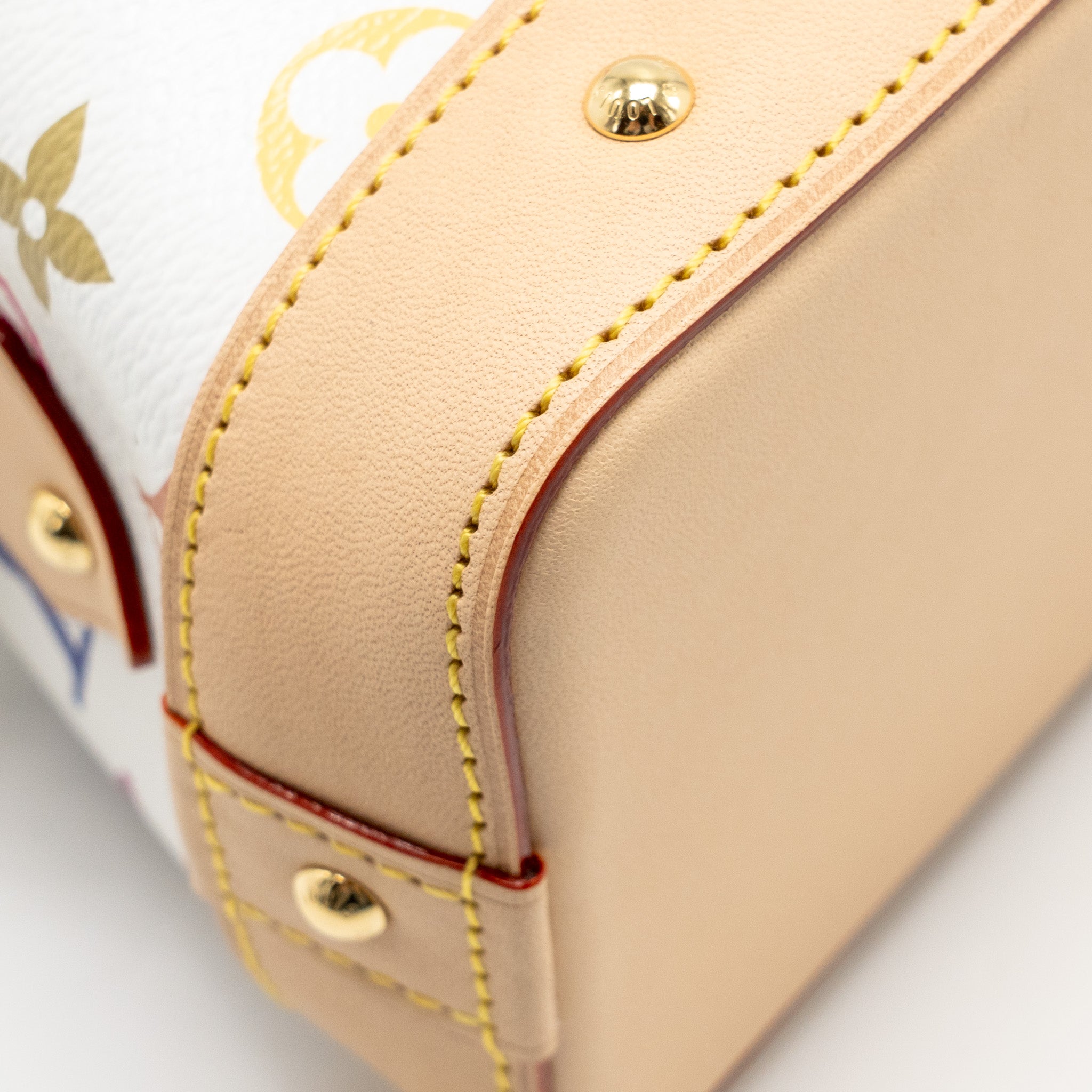 louis-vuitton-x-takashi-murakami-cosmetic-pouch-multicoloured-monogram-canvas-white-ghw