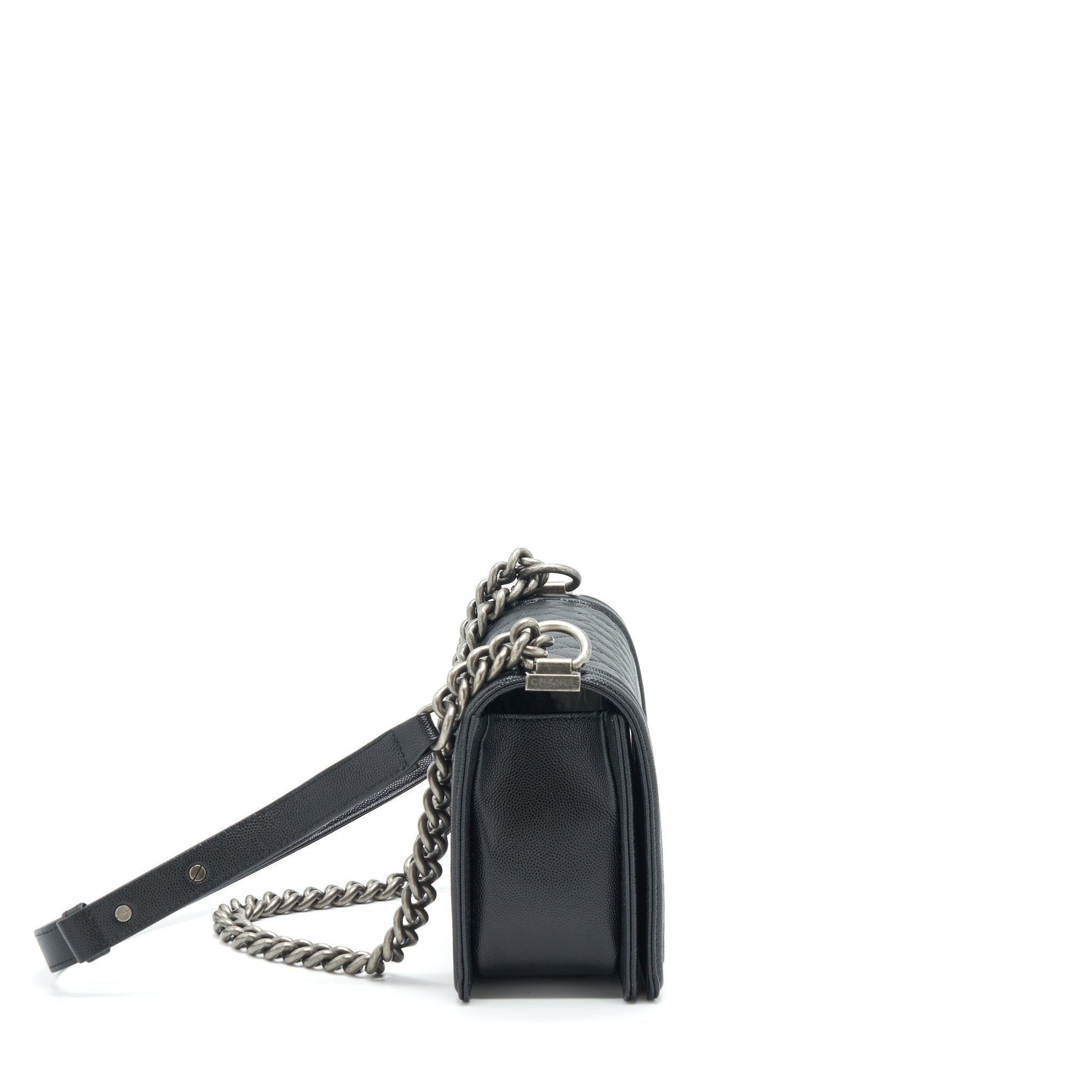 chanel-medium-boy-bag-caviar-black-with-ruthenium-hardware