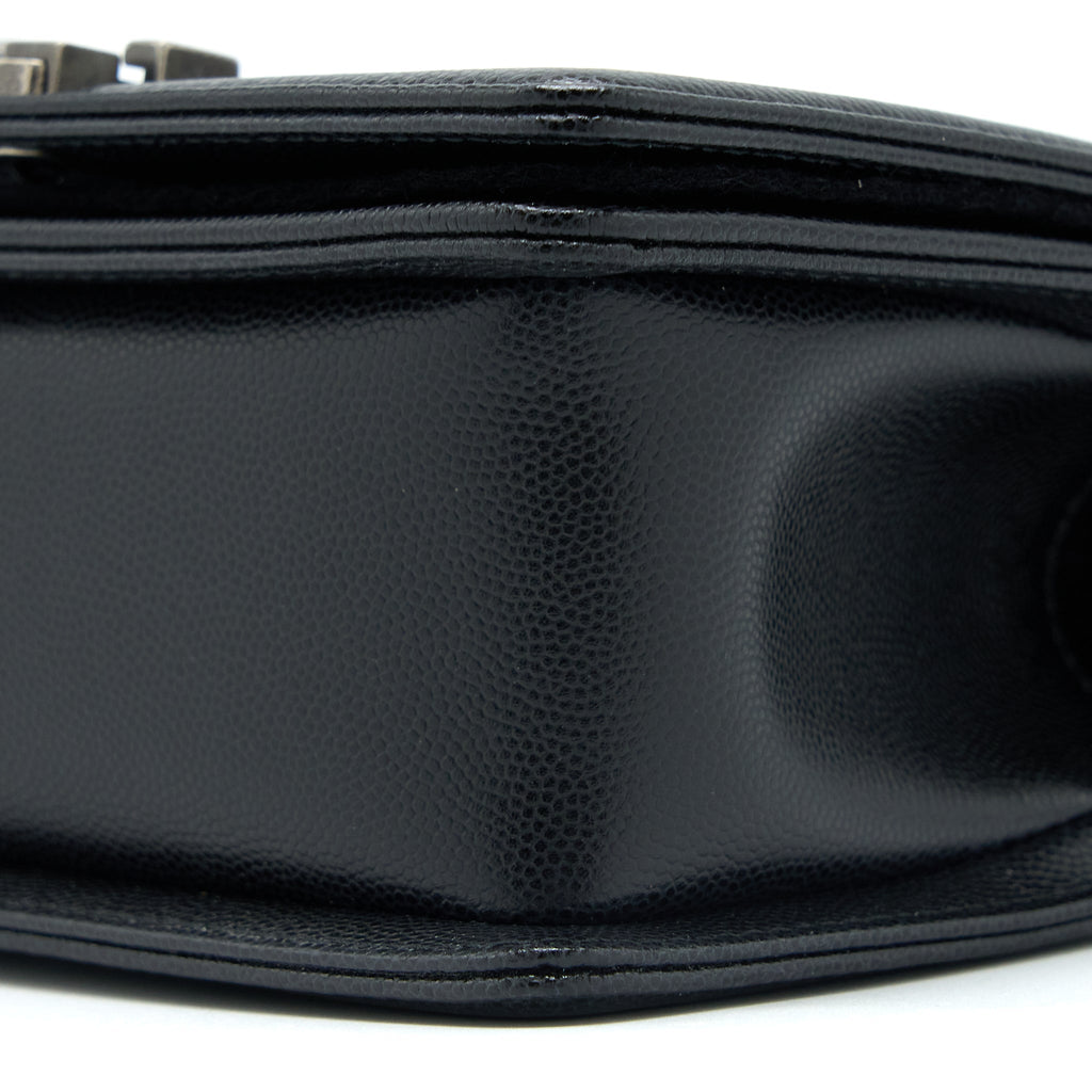 chanel-small-boy-bag-caviar-black-ruthenium-shw-microchip-1