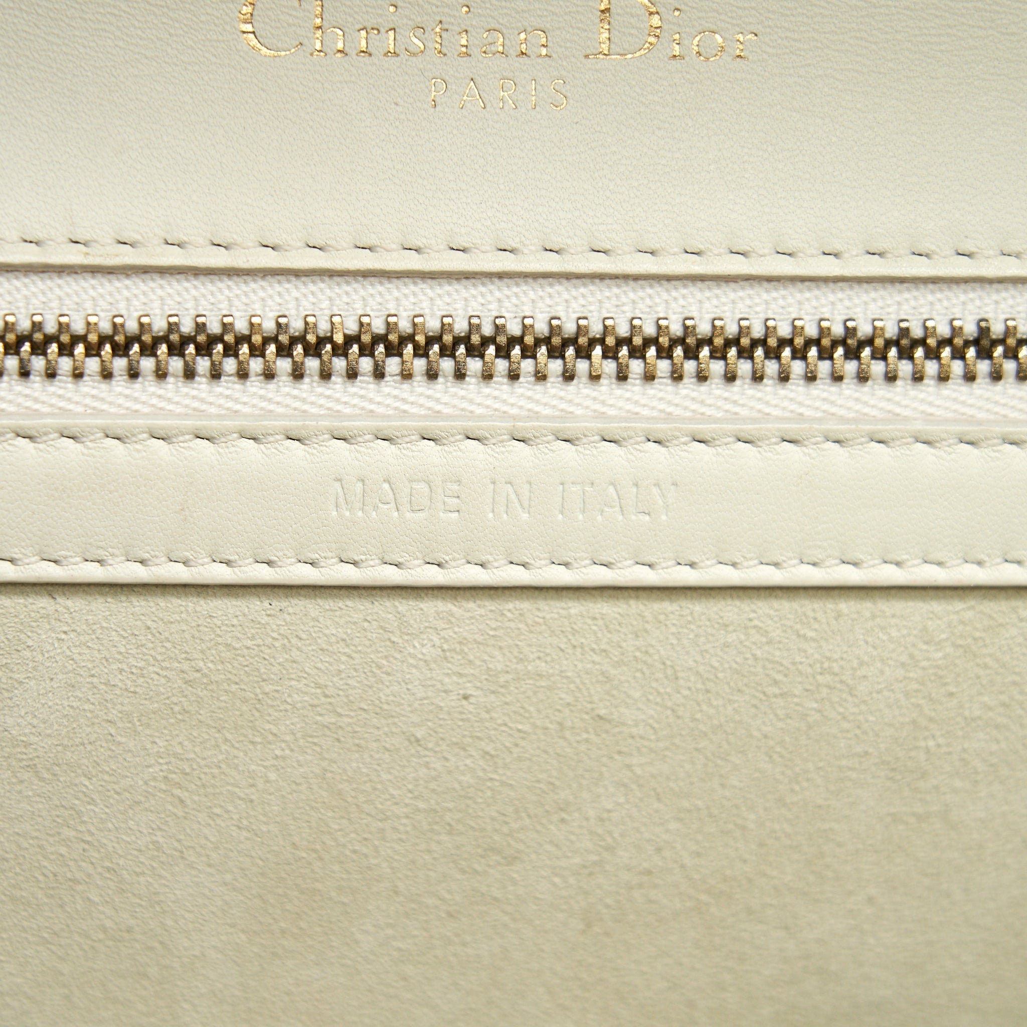dior-diorama-studded-lambskin-small-white-with-ghw