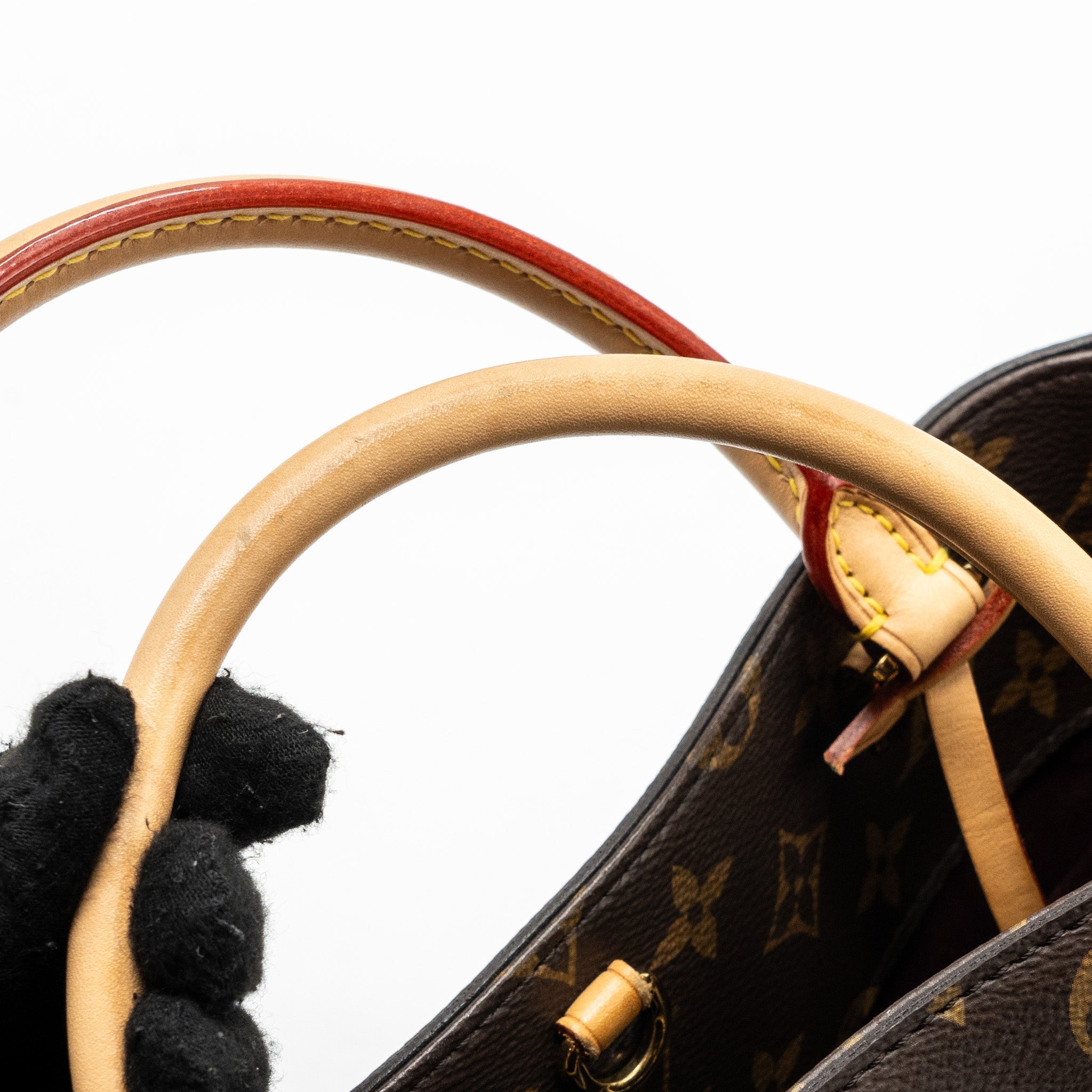 louis-vuitton-montaigne-mm-monogram-canvas-ghw-2