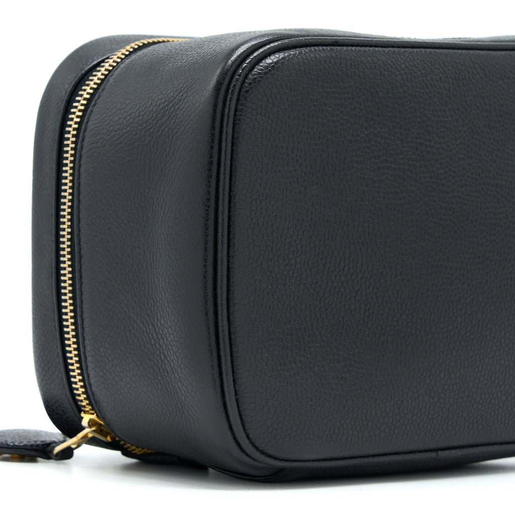 chanel-vintage-vanity-case-caviar-black-with-ghw