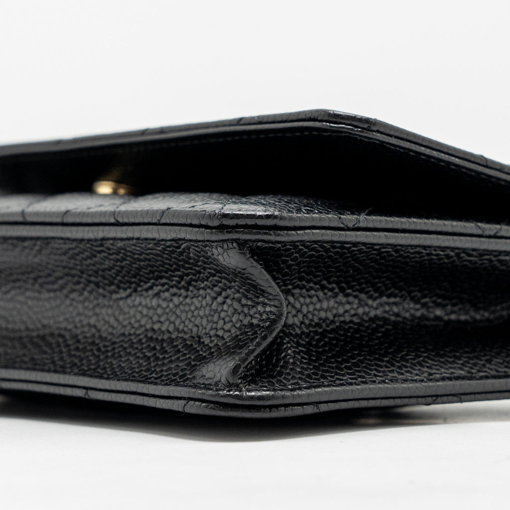 chanel-classic-wallet-on-chain-caviar-black-ghwmicrochip-2