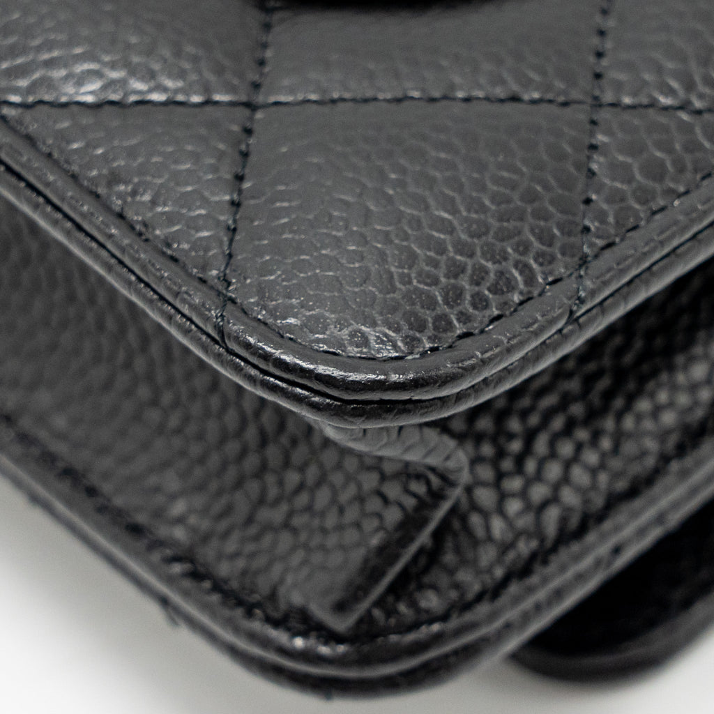 chanel-classic-wallet-on-chain-caviar-black-ghwmicrochip-2