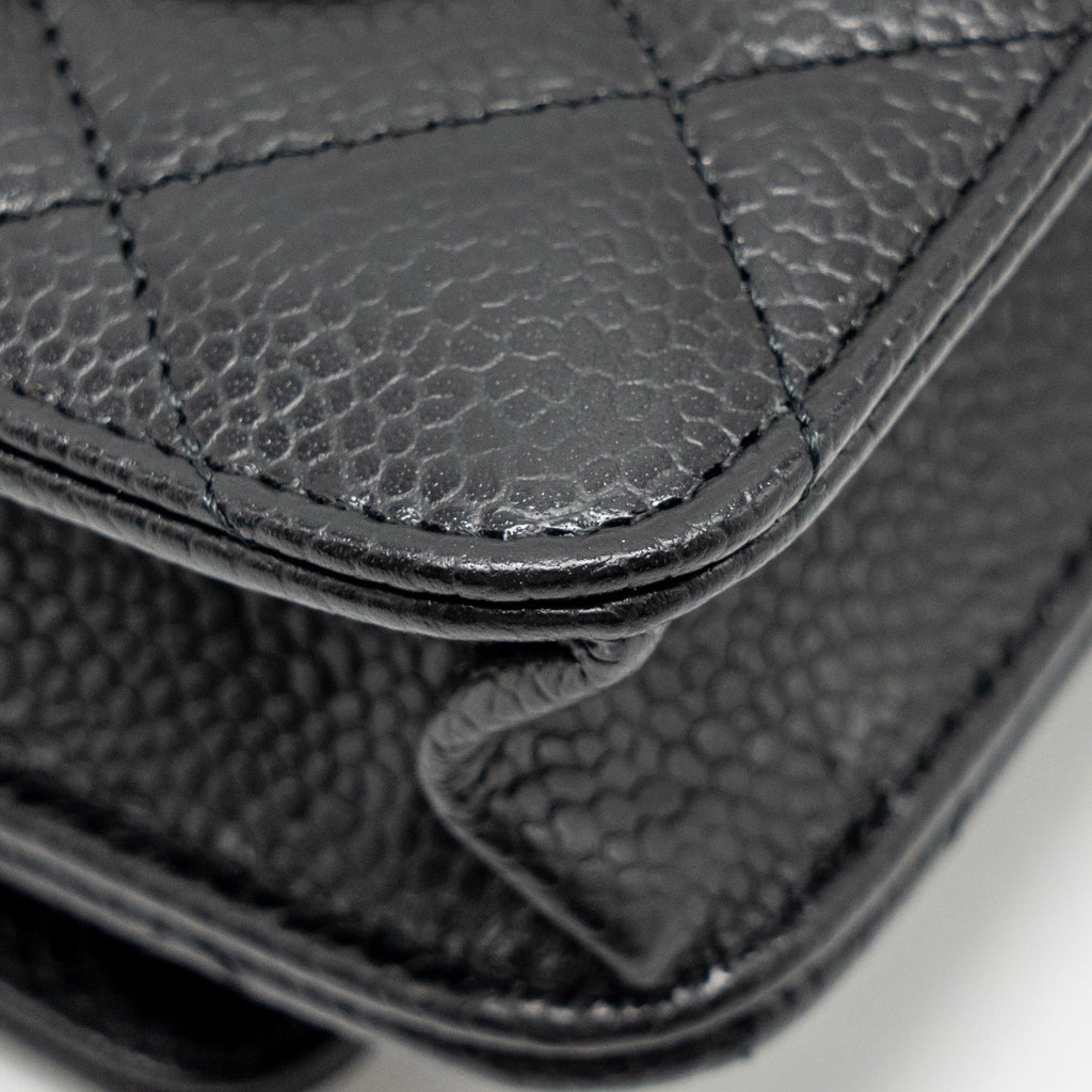 chanel-classic-wallet-on-chain-caviar-black-ghwmicrochip-2