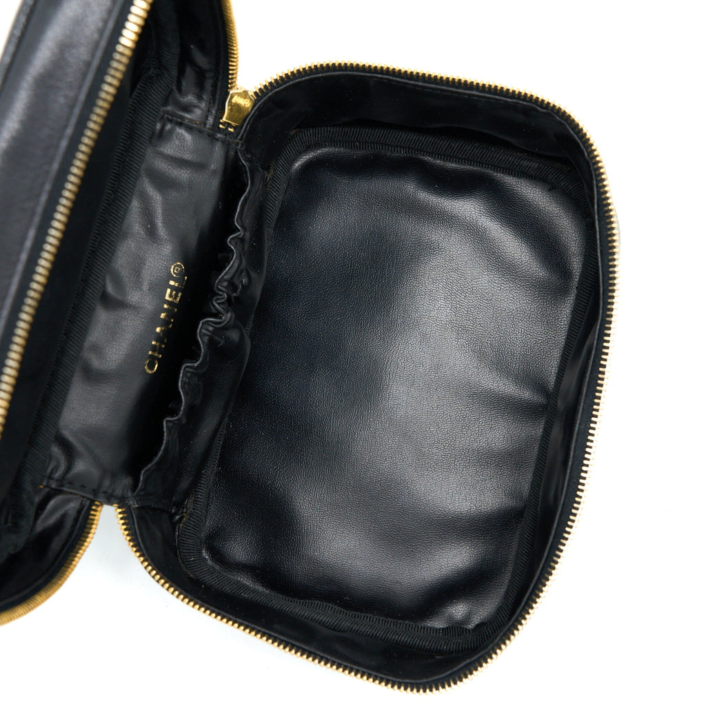 chanel-vintage-vanity-case-caviar-black-with-ghw