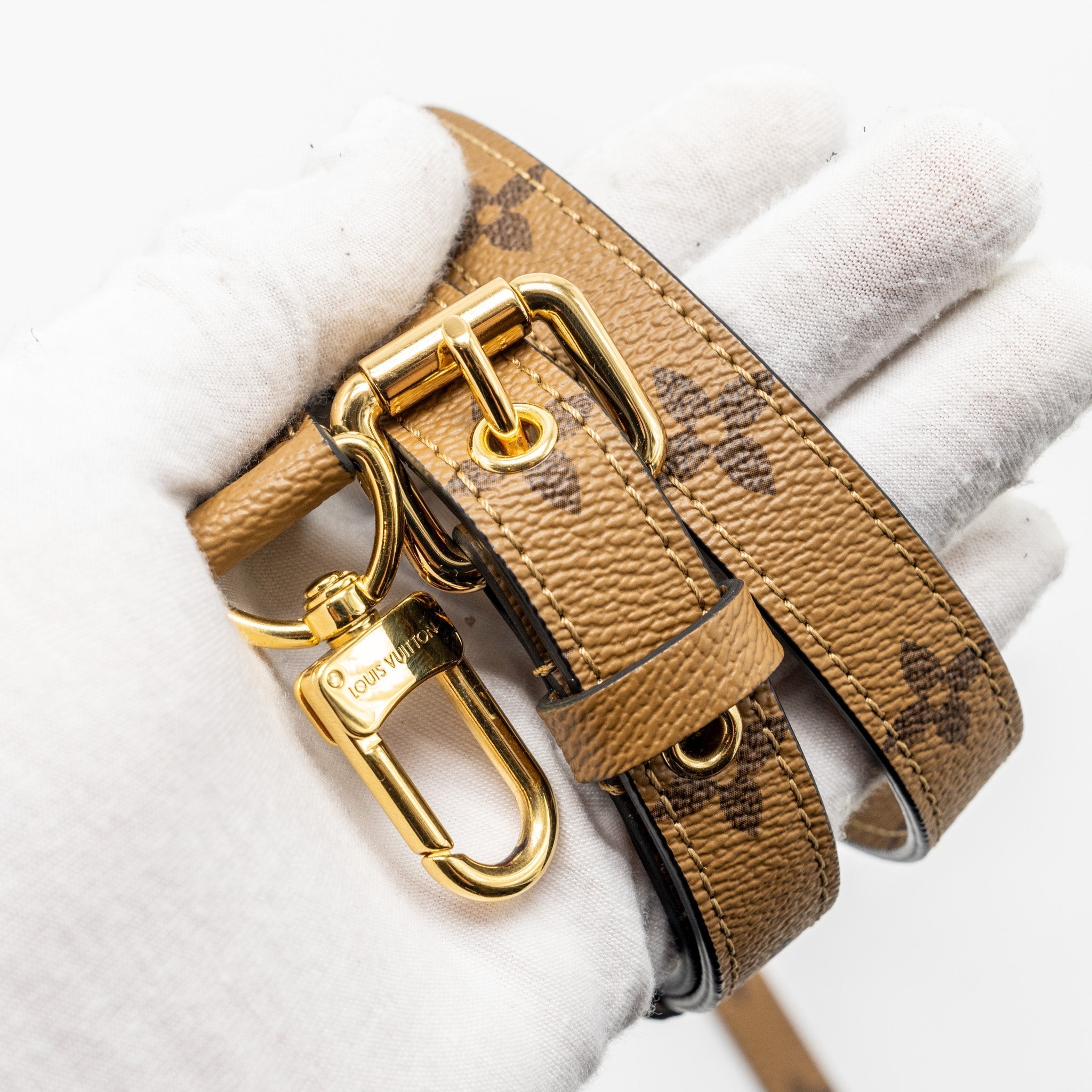 louis-vuitton-pochette-metis-monogram-reverse-canvas-ghw-8