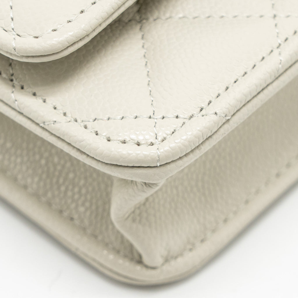 chanel-classic-wallet-on-chain-caviar-creamy-white-lghwmicrochip
