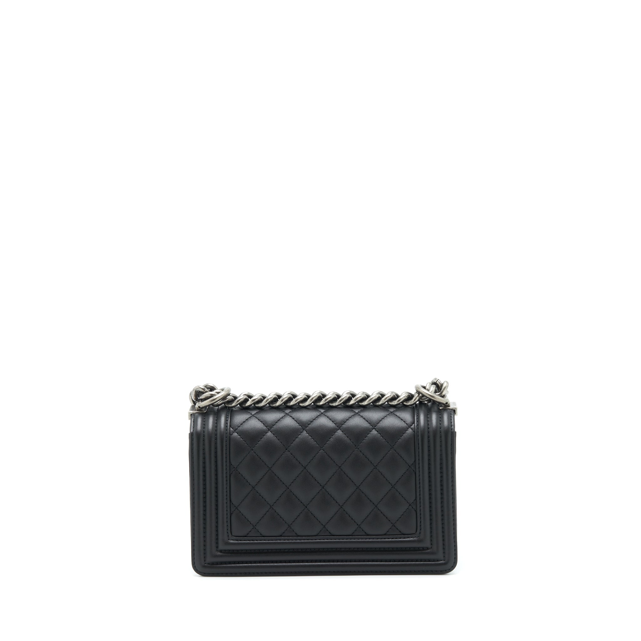 chanel-small-boy-calfskin-black-ruthenium-sliver-hardware-1
