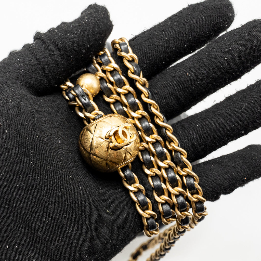 chanel-pearl-crush-mini-bucket-bag-lambskin-black-ghw-microchip