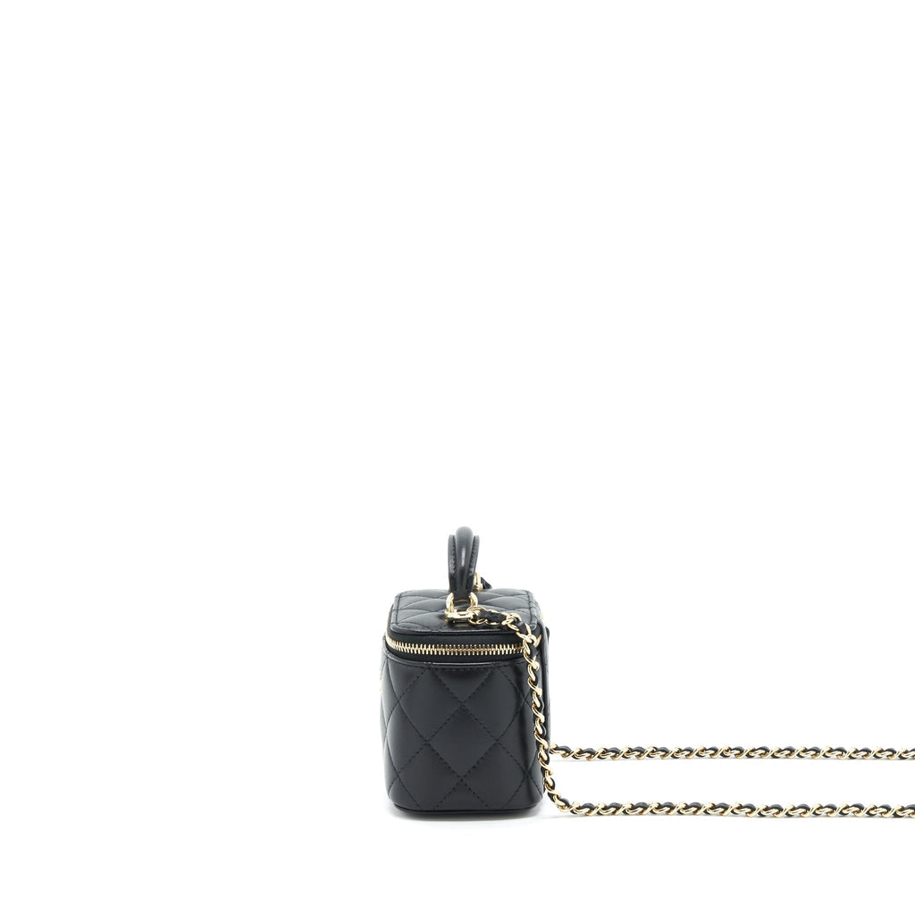 copy-of-chanel-22p-top-handle-mini-vanity-with-chain-and-mirror-lambskin-black-lghw
