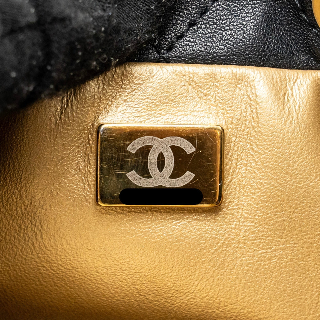 chanel-pearl-crush-mini-bucket-bag-lambskin-black-ghw-microchip