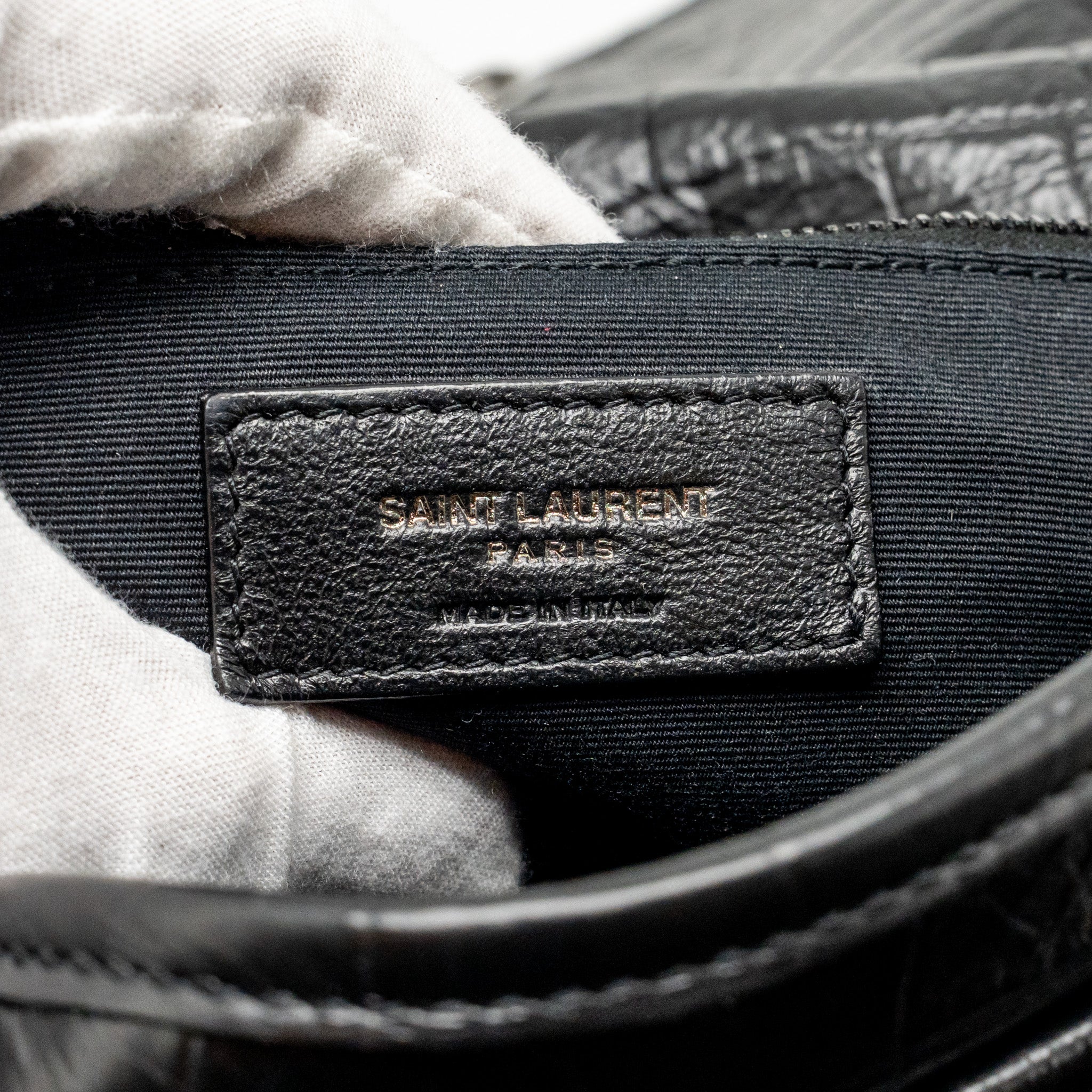 saint-laurent-ysl-medium-niki-bag-crocodile-embossed-black-calfskin-black-hardware