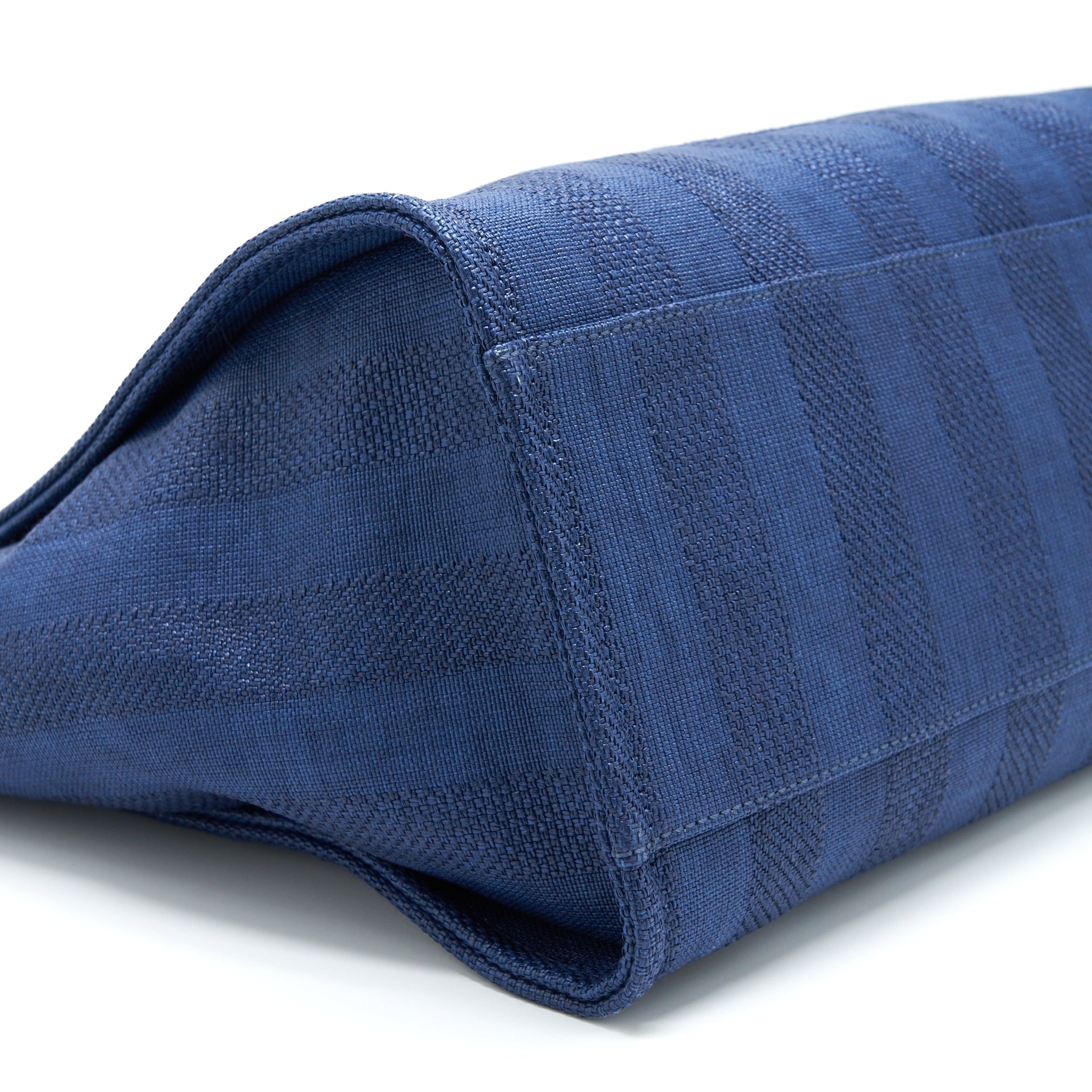 chanel-deauville-tote-bag-canvas-dark-blue-ghw