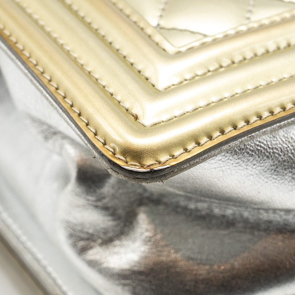 chanel-medium-boy-bag-patent-leather-light-gold-silver-shw