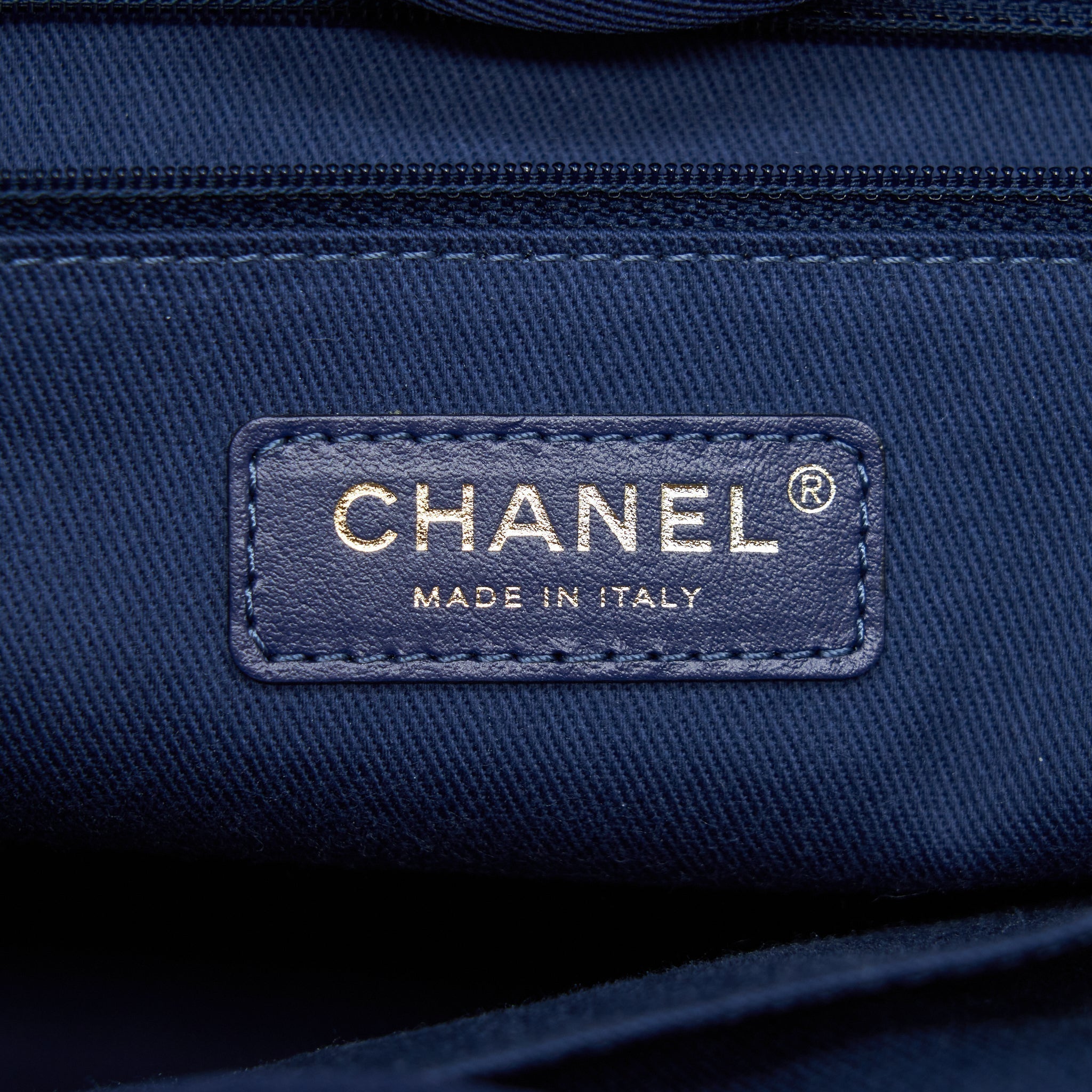 chanel-deauville-tote-bag-canvas-dark-blue-ghw