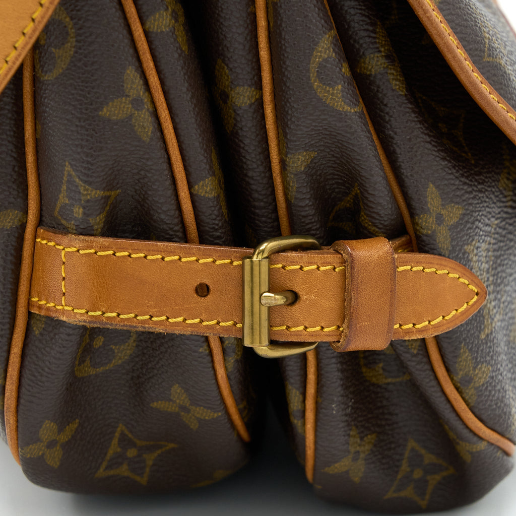 louis-vuitton-vintage-saumur-cloth-crossbody-bag-monogram-canvas-ghw